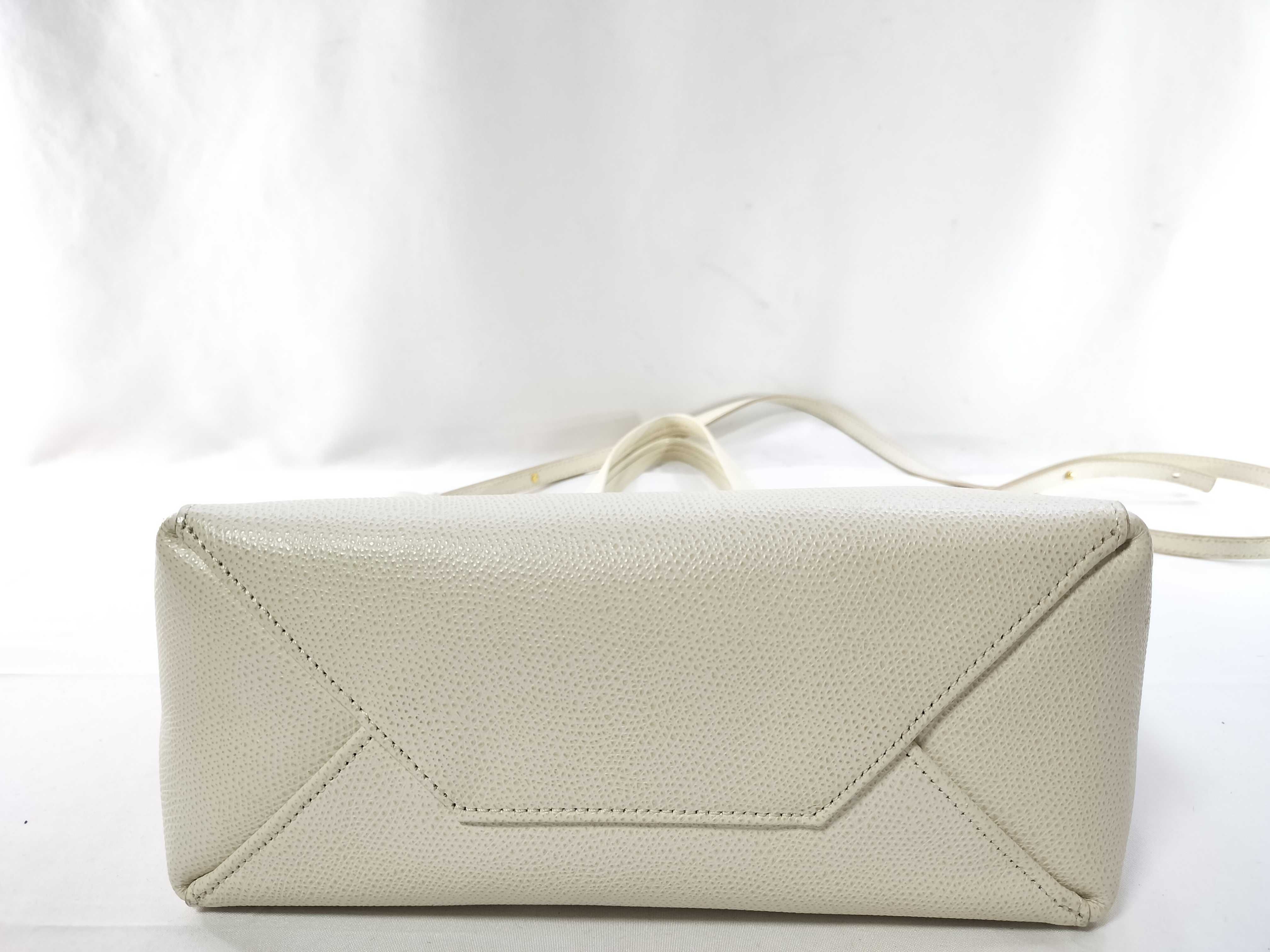 Vertical Cabas White 2-Way Tote Bag — view 7