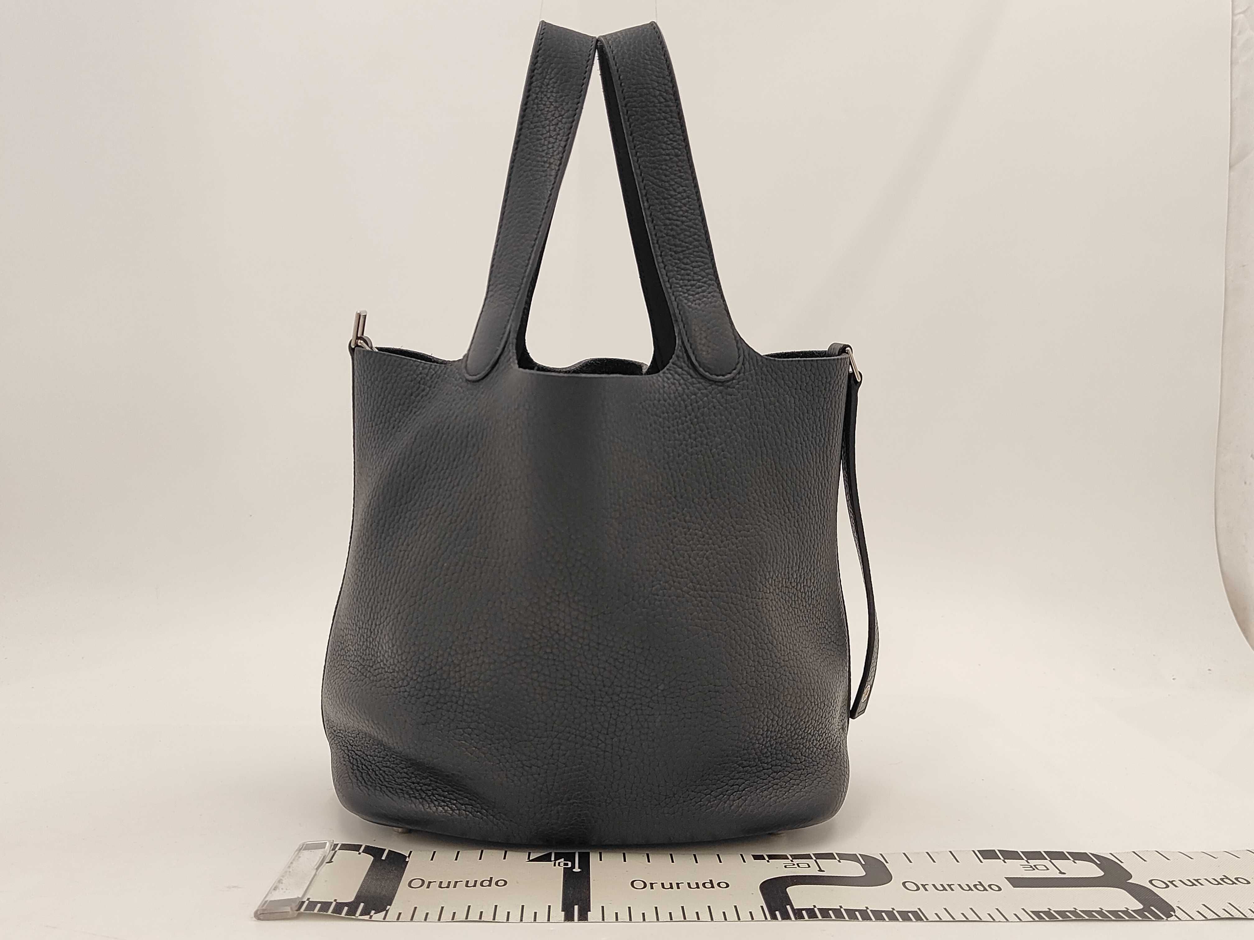 Picotin Lock 22 Handbag — view 2