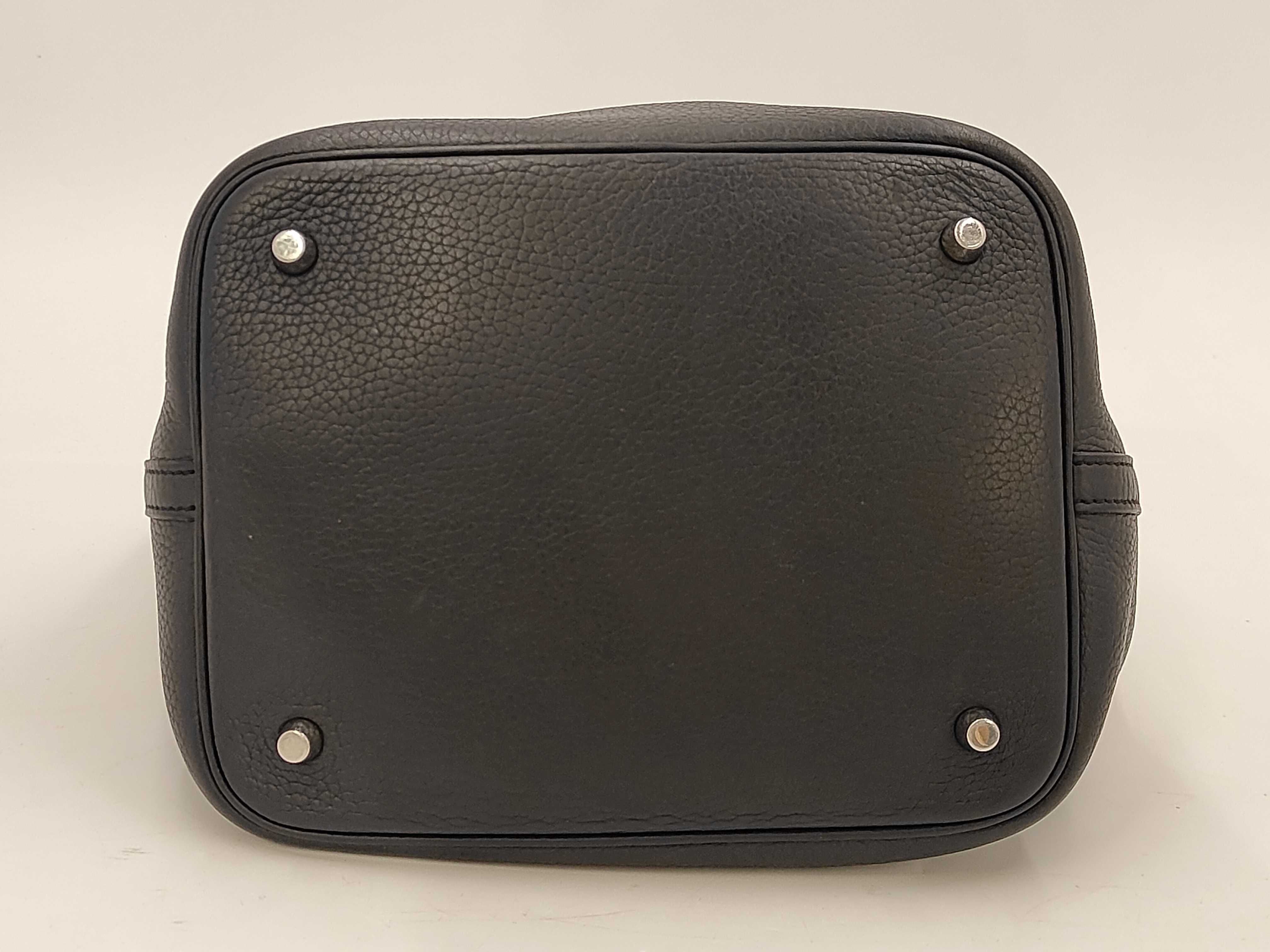 Picotin Lock 22 Handbag — view 3