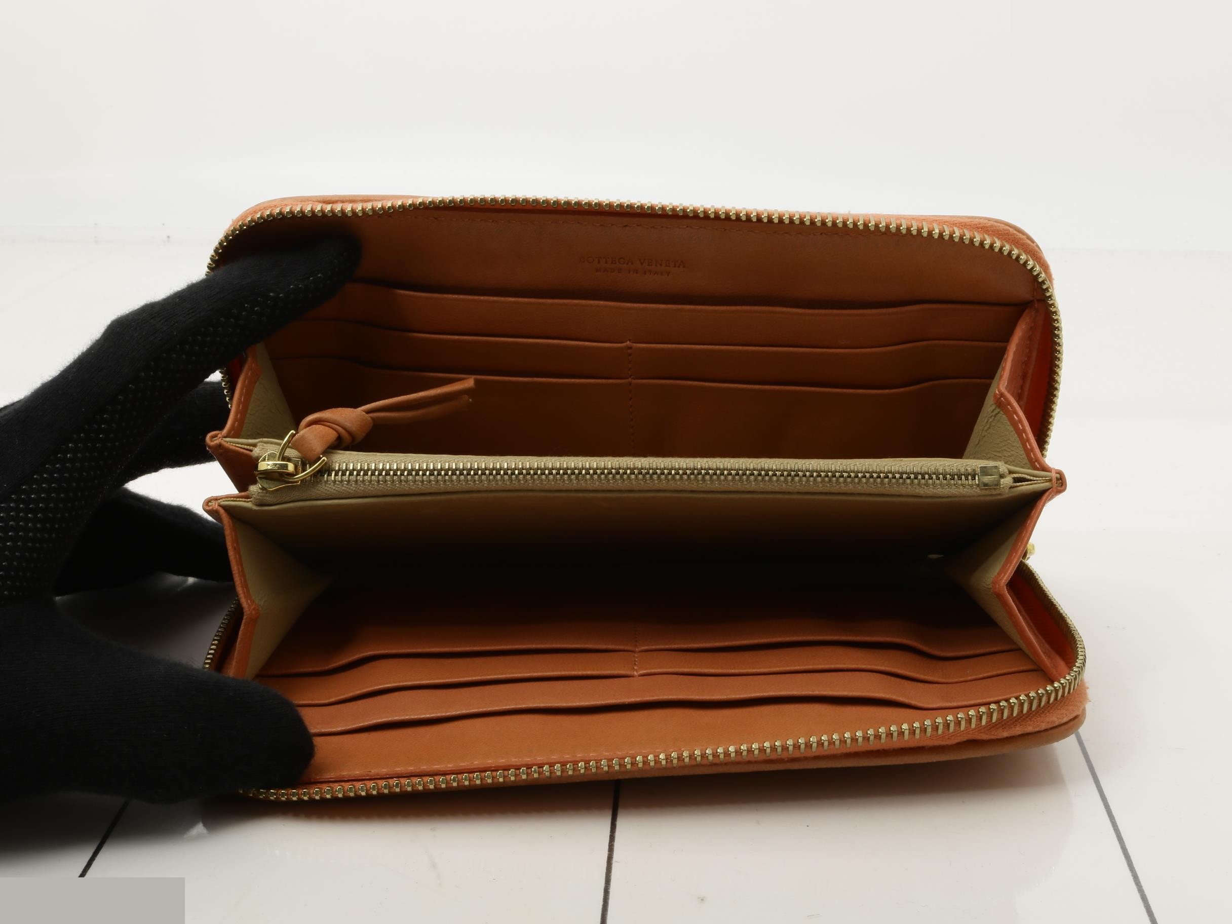 Intrecciato Round Zip Wallet — view 4