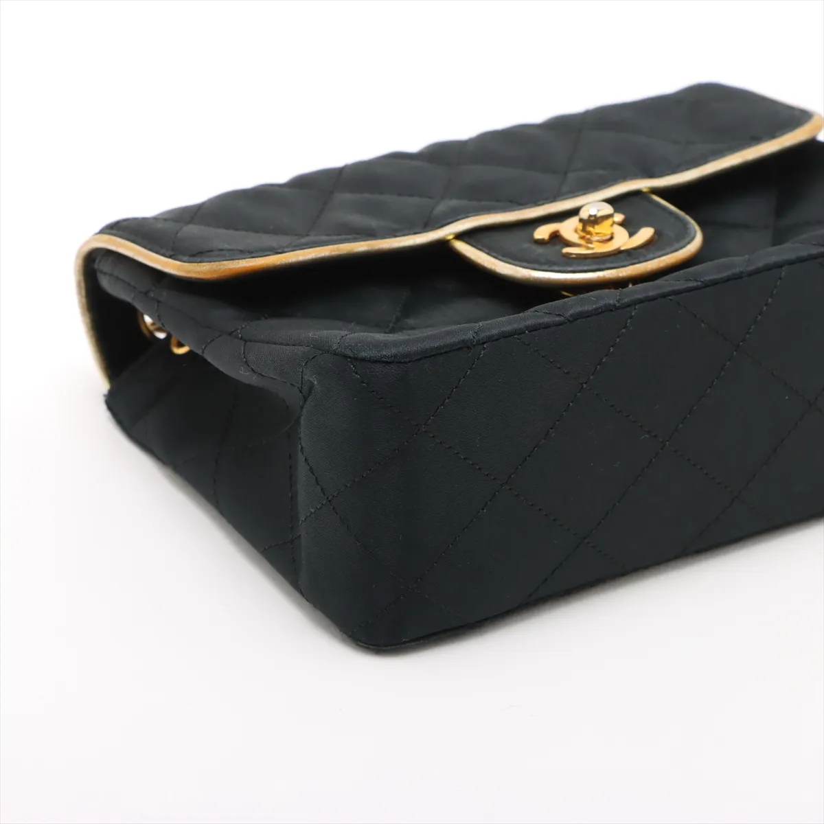Mini Matelasse Satin x Leather Single Flap Single Chain Bag Black Gold Hardware 1354882 No. 1 — view 4