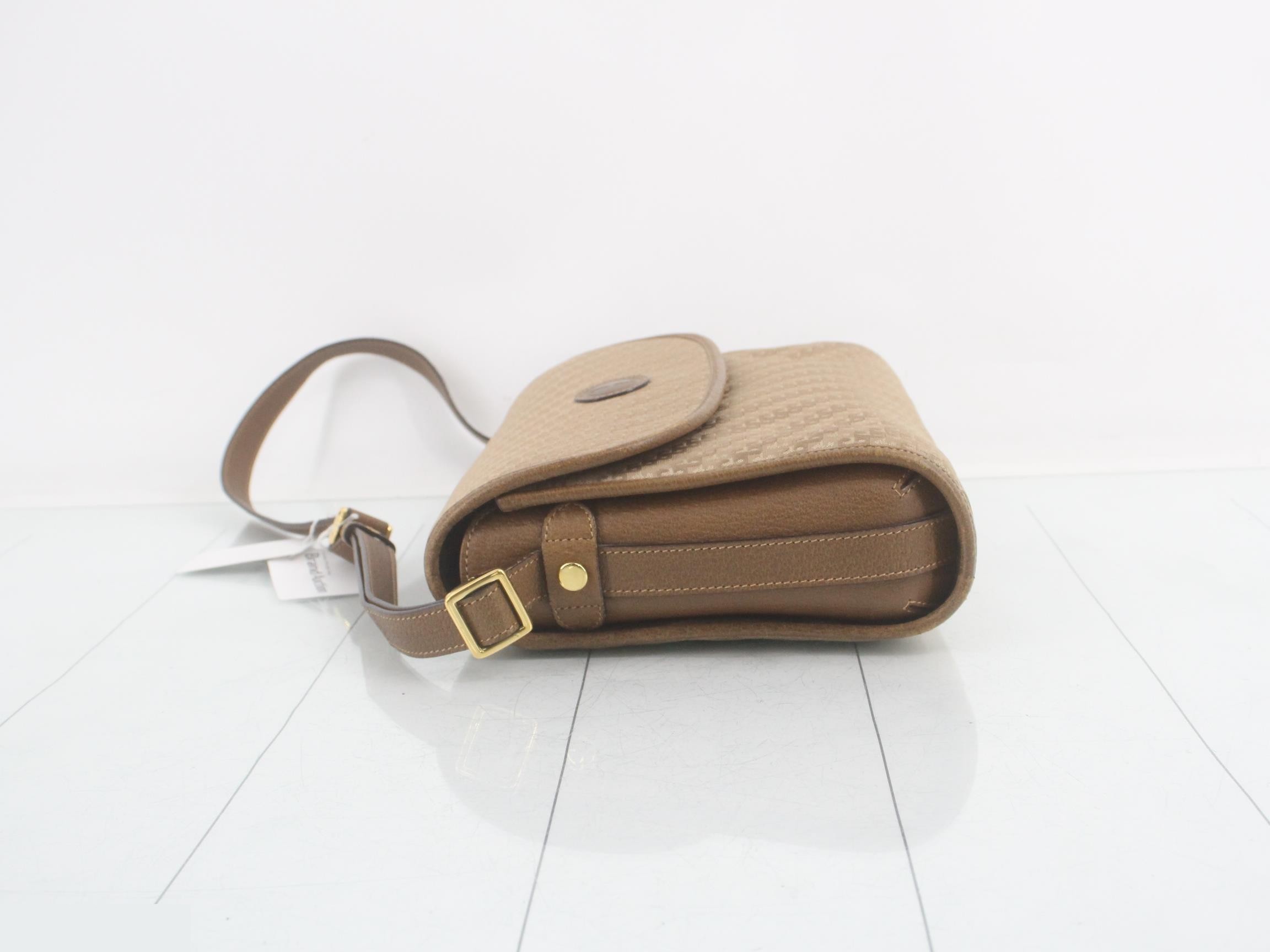 shoulder bag — view 4
