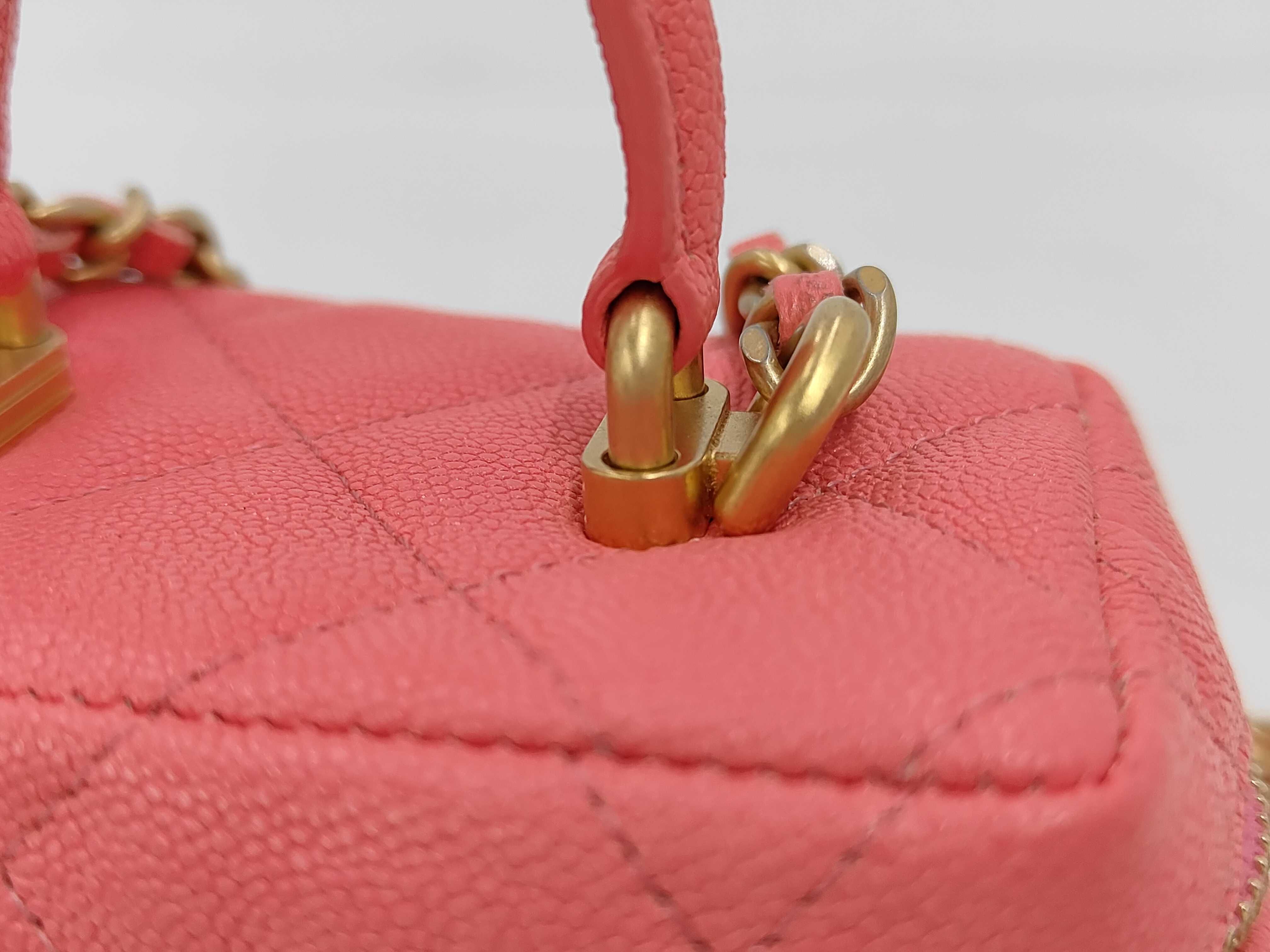 Caviar Skin Mini Vanity Shoulder Bag (2-Way Shoulder Bag) — view 9
