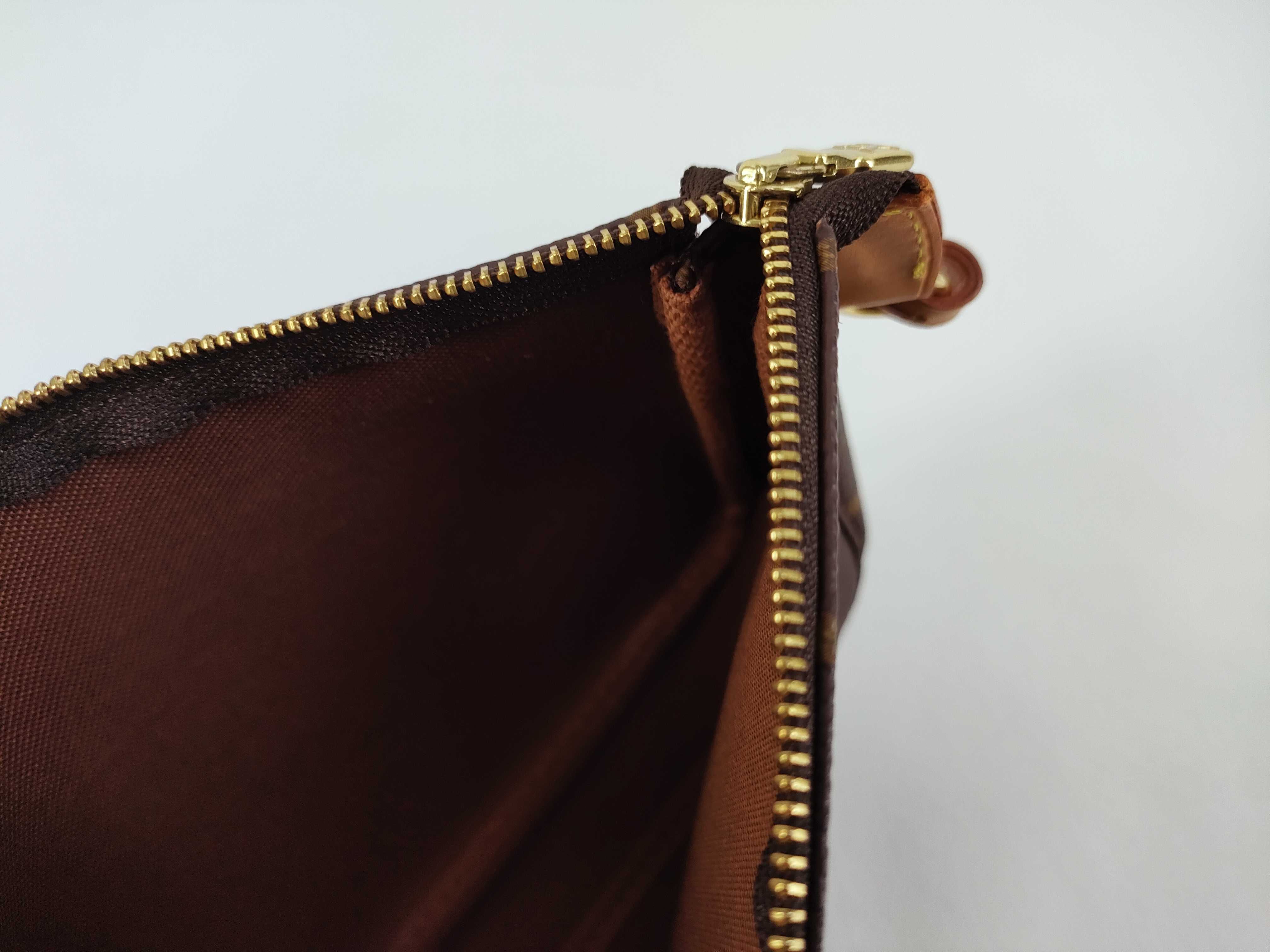 Monogram Louis Vuitton Monogram Pochette Accessory Pouch — view 10