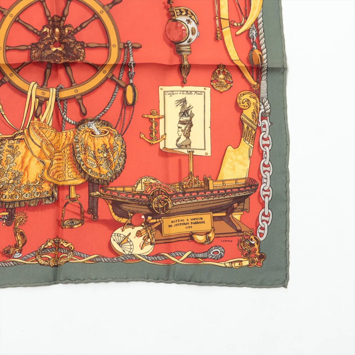 Carre 45 MUSEE Museum Scarf Silk Red x Green — view 4