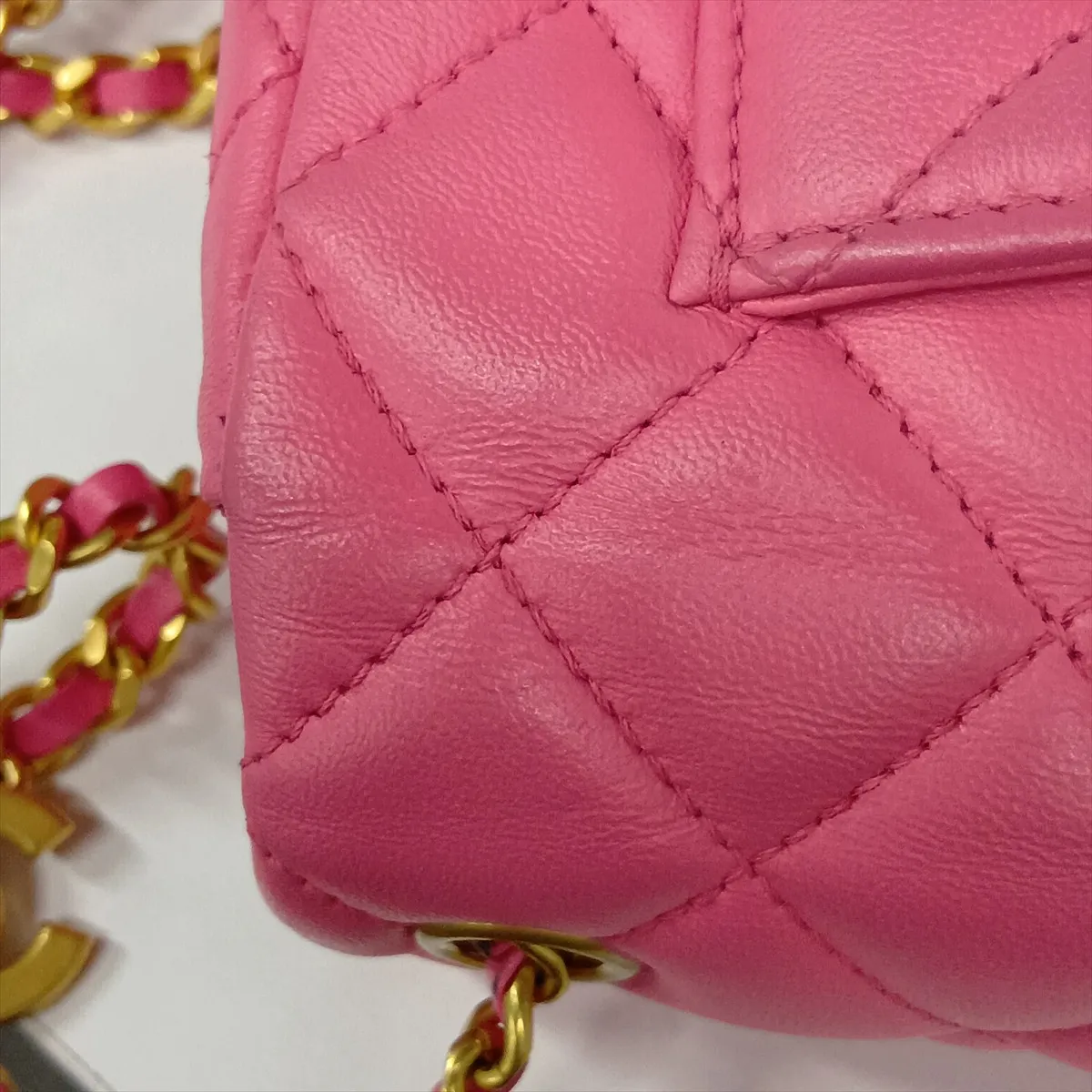 Mini Matelassé 20 Lambskin Single Flap Single Chain Bag, Pink with Gold Hardware, U291U7A0, Random Plate, A69900 — view 14