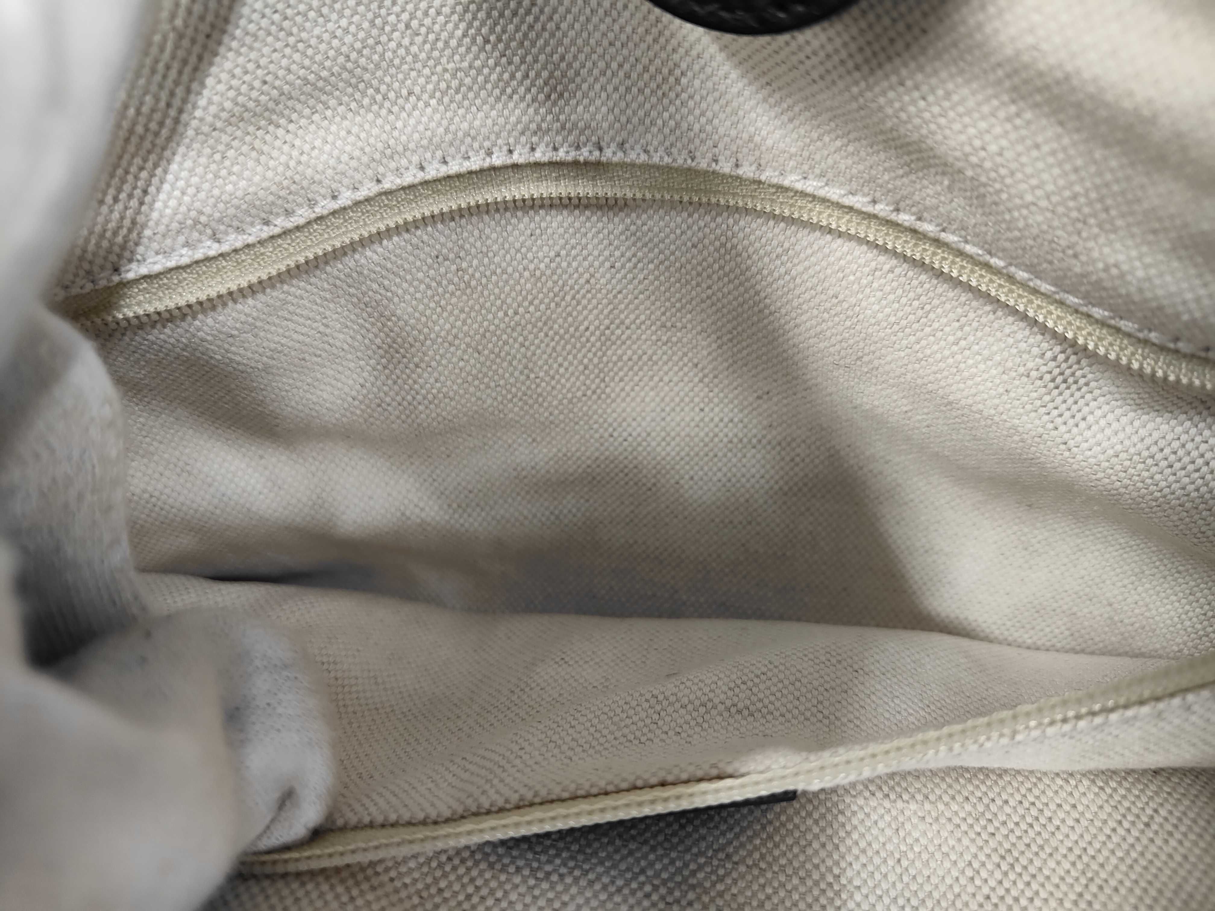 Sukey Leather Handbag Shoulder Bag — view 9