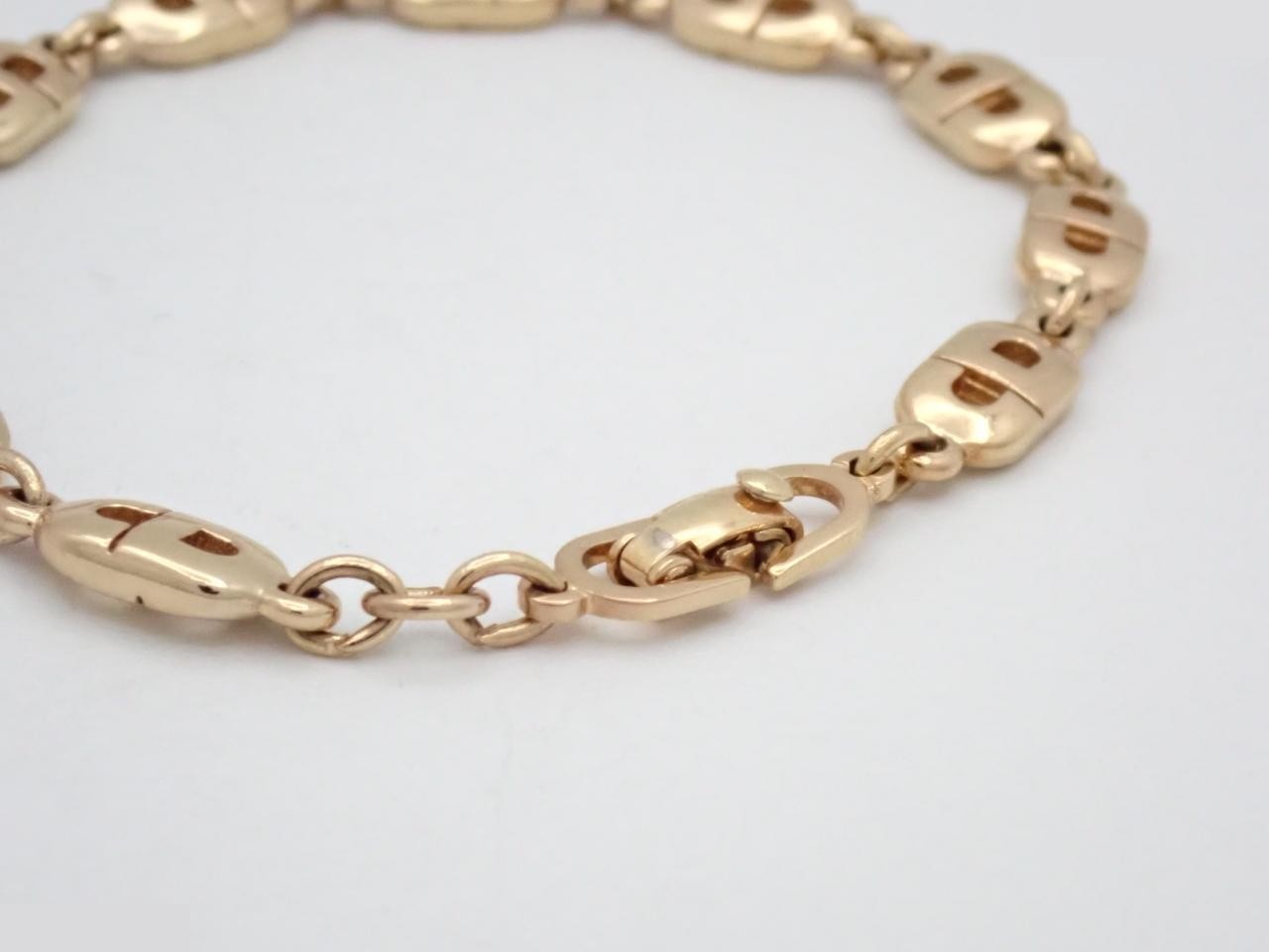 Other lines: Precious metal bracelets and bangles (metal), wrist circumference approximately 18 cm. — view 3