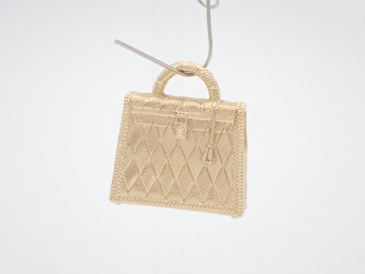 Kelly Gold Pendant Top