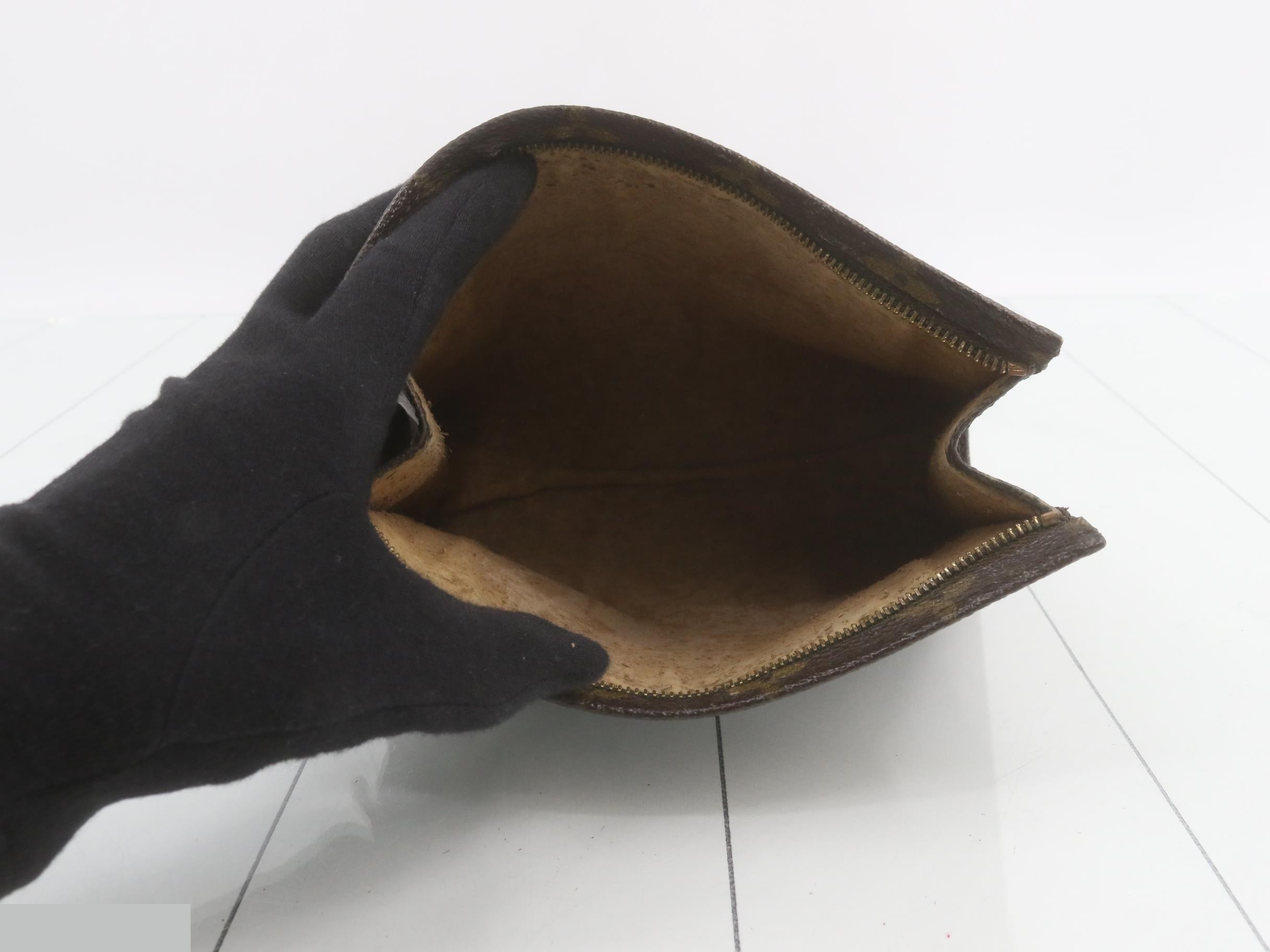 Pochette Toilette 19 Monogram M47544 — view 4