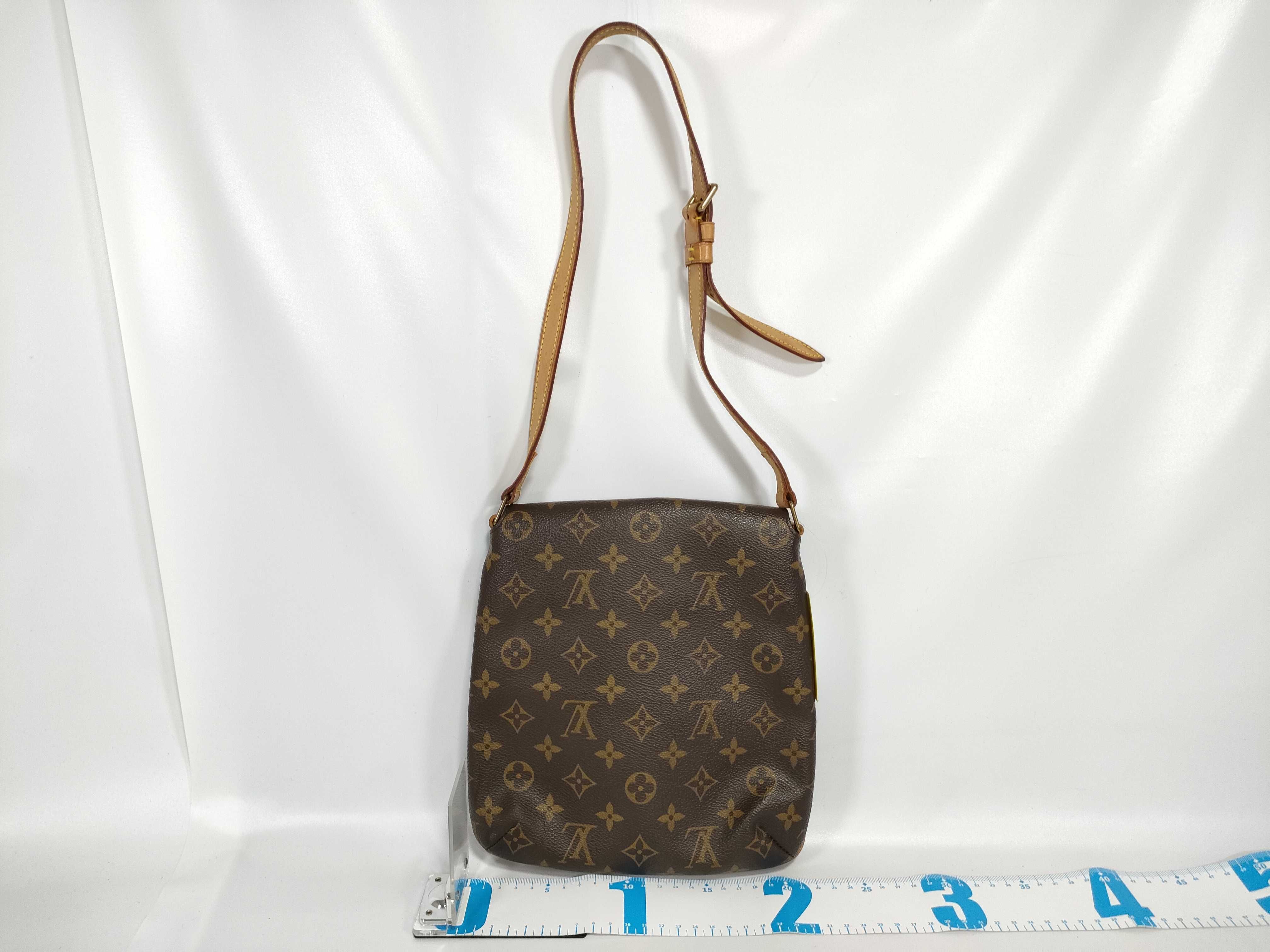Monogram M51258 Musette Salsa Shawl Shoulder Bag — view 2