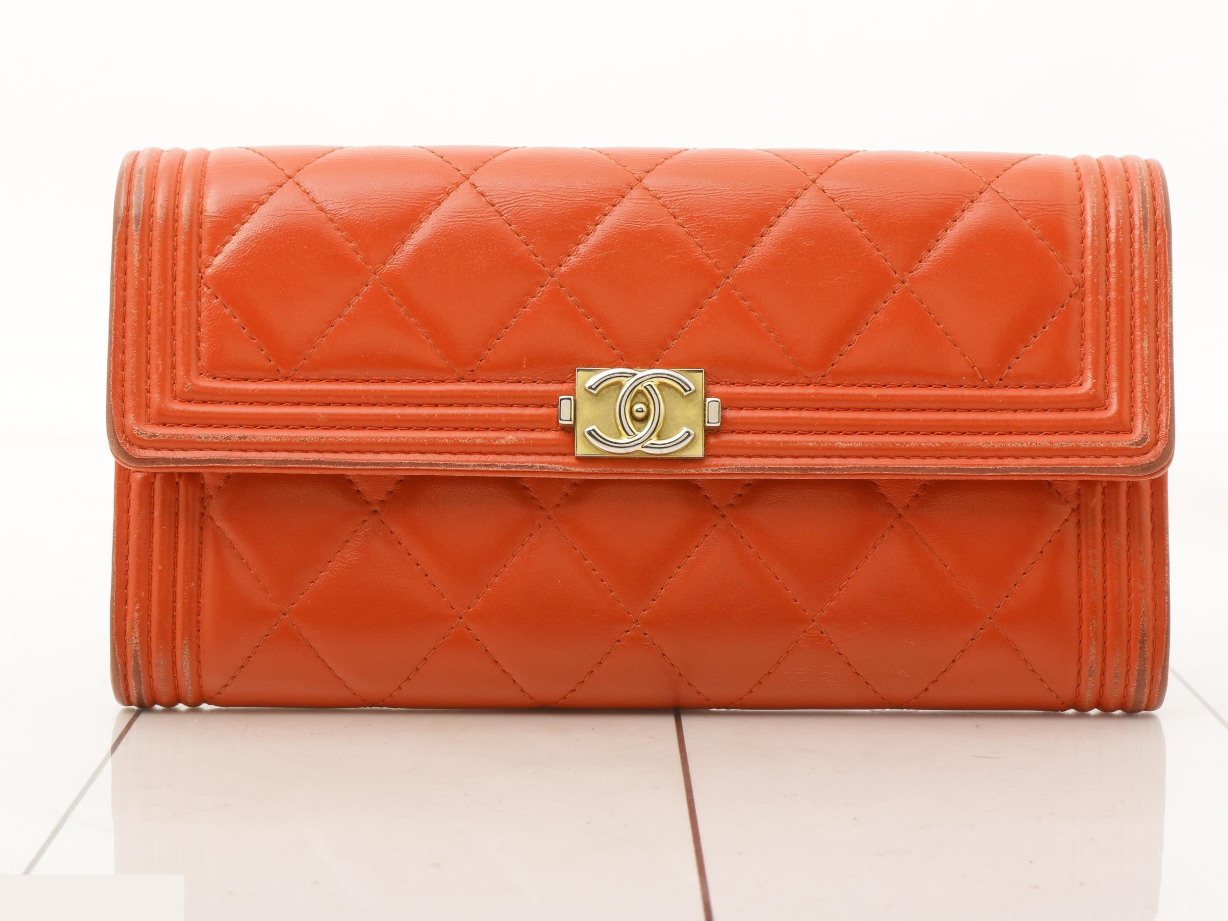 Boy Chanel wallet