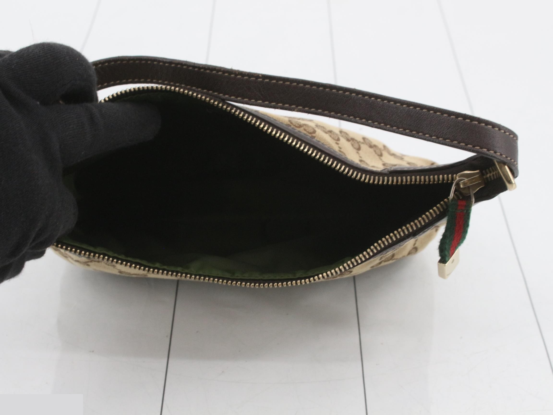 GG Canvas Leather One-Shoulder Bag — view 4