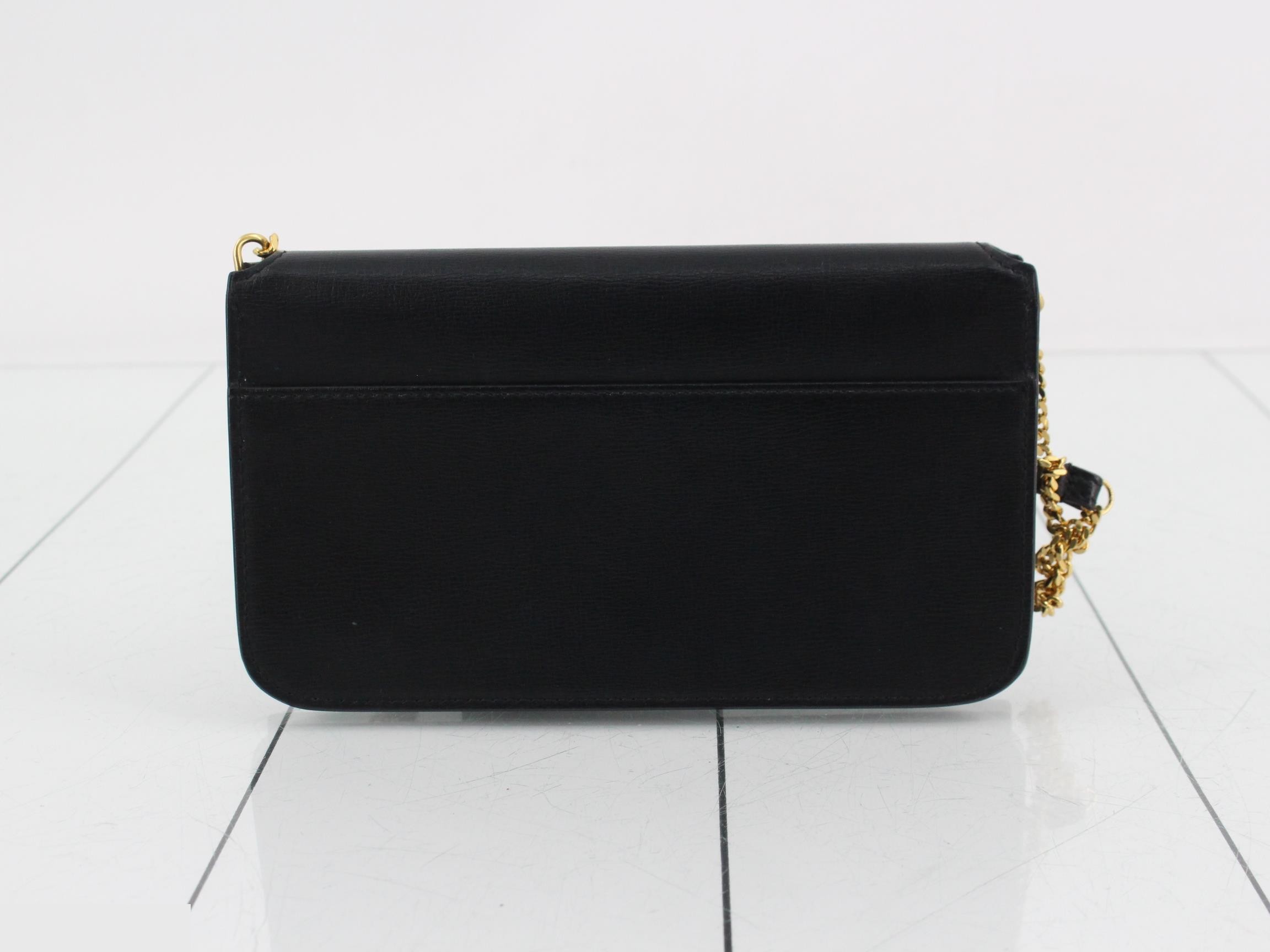 Phone holder shoulder pouch, black — view 2