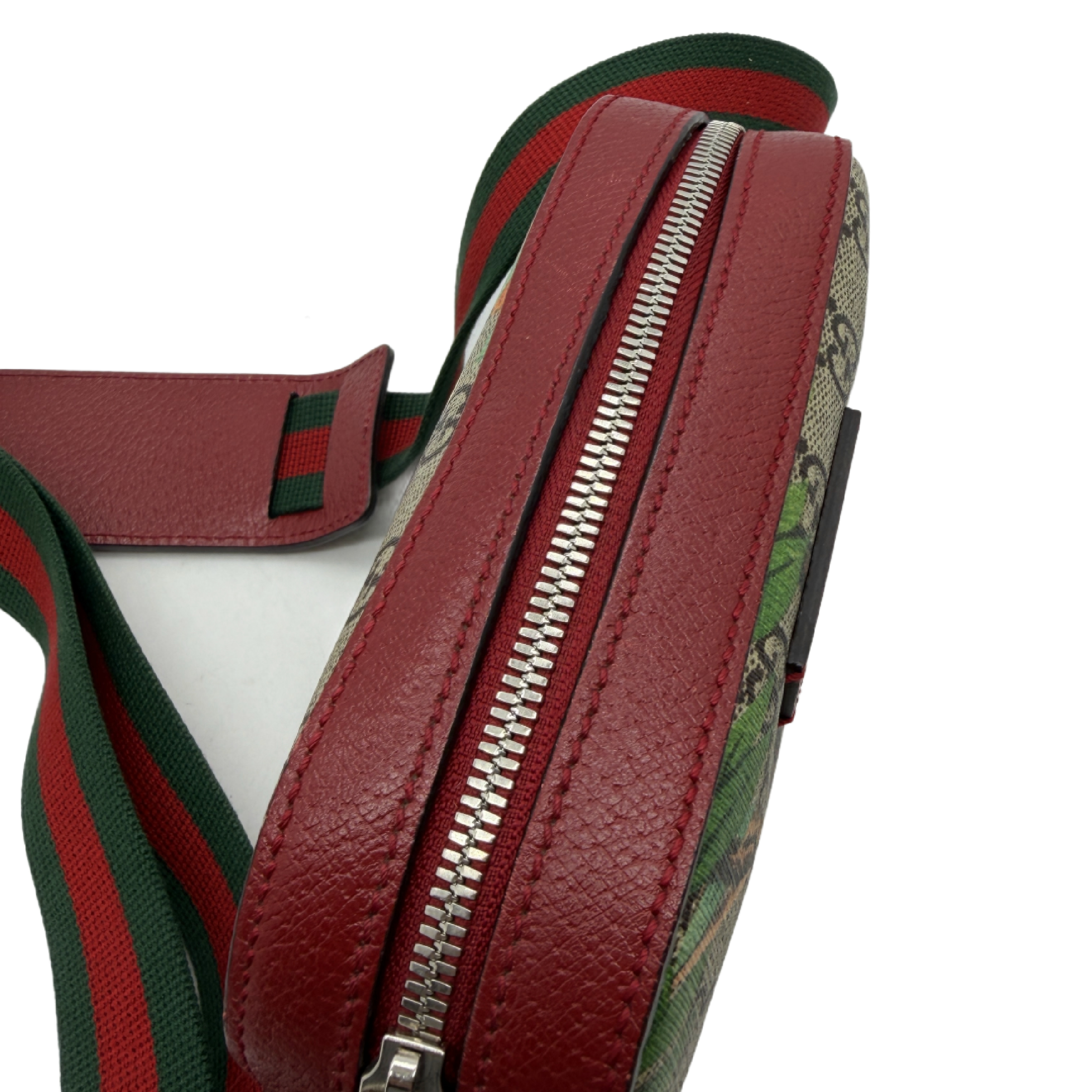 GG Supreme Tian Shoulder Bag — view 10