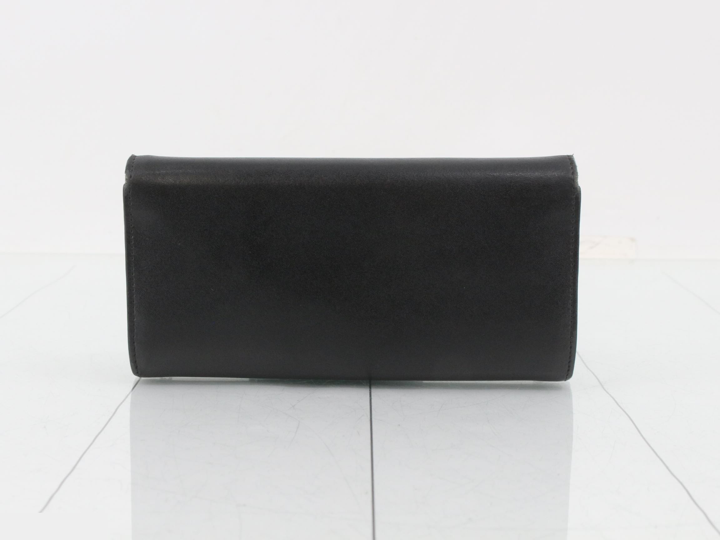 8M0365 Continental Chain Wallet — view 2