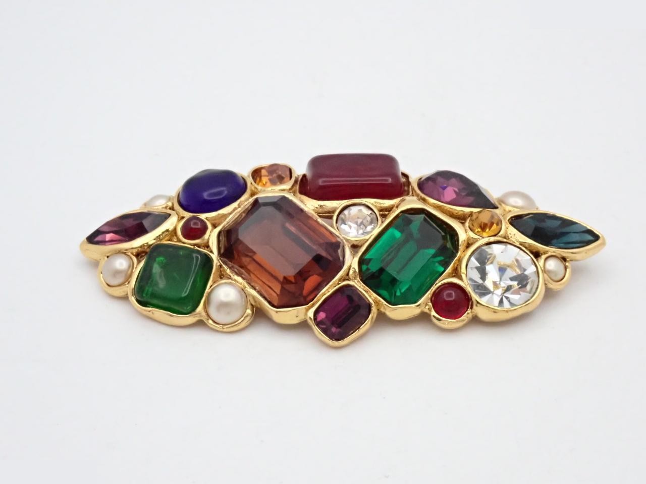 brooch, gold, pearl, colored stone, size 2, size 6