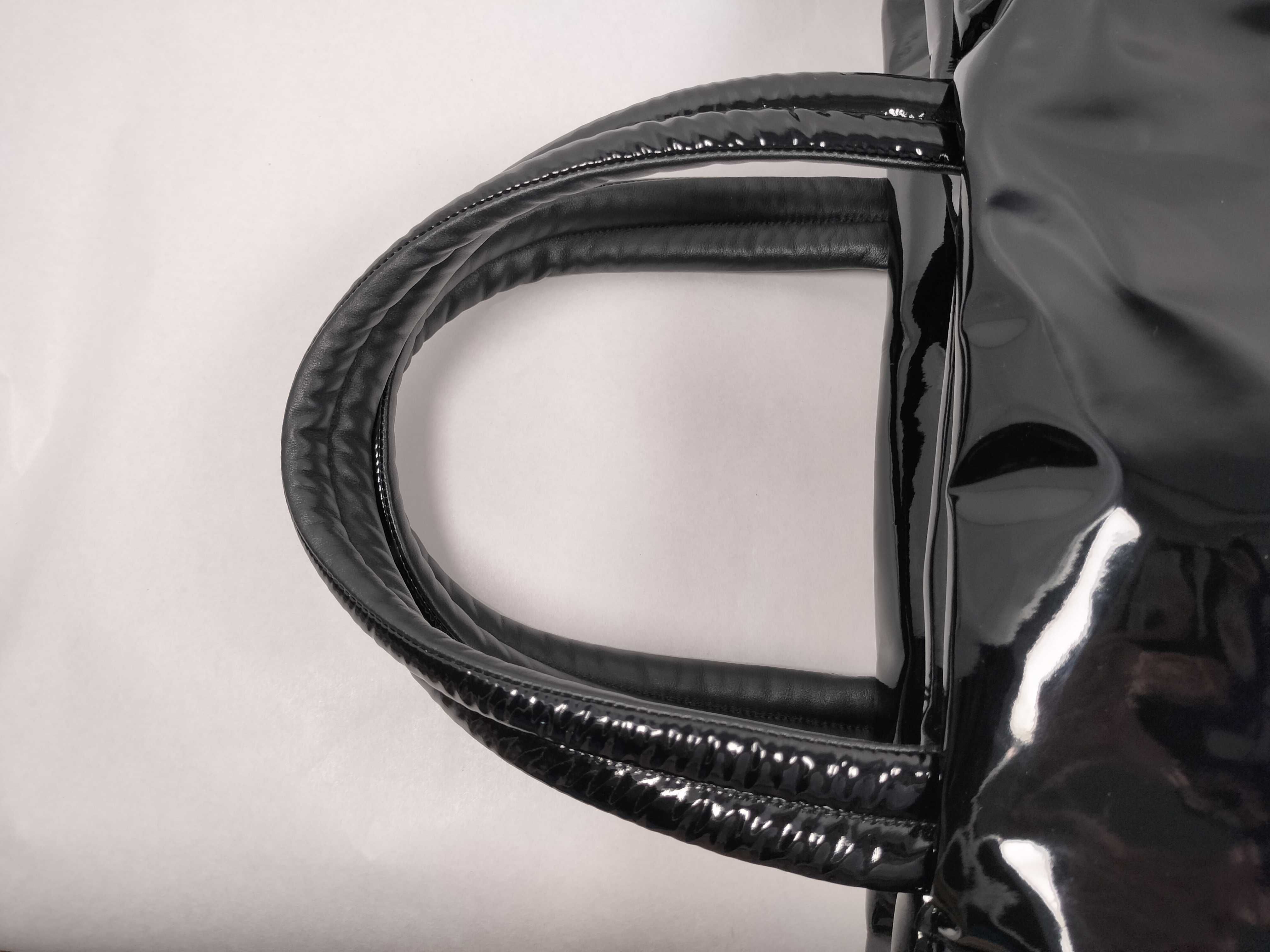 Wide Puffer Tote Bag, Leather, Black Tote Bag — view 3
