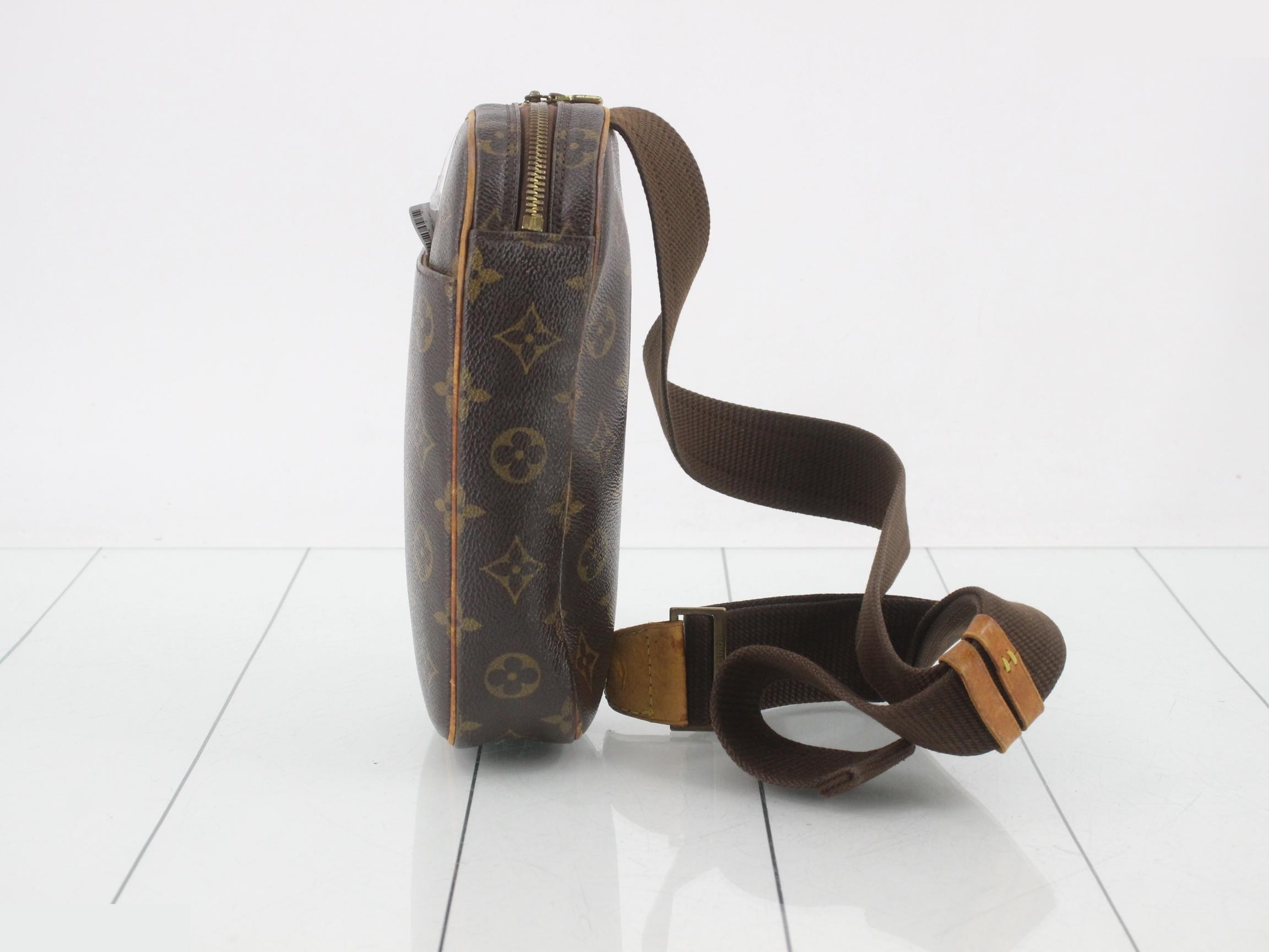 Pochette Gange — view 3