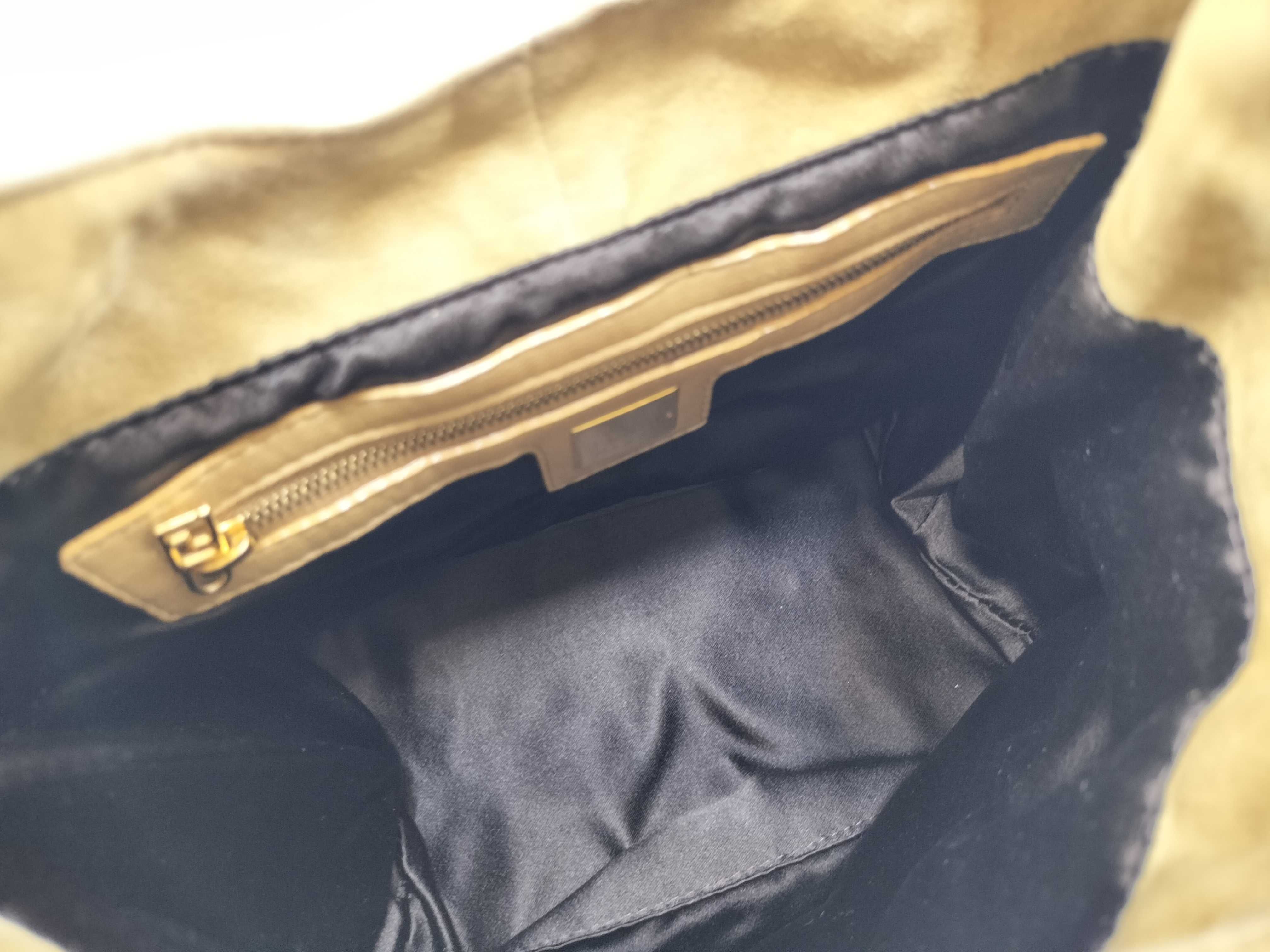Mamma Fendi Mamma Suede Shoulder Bag — view 13