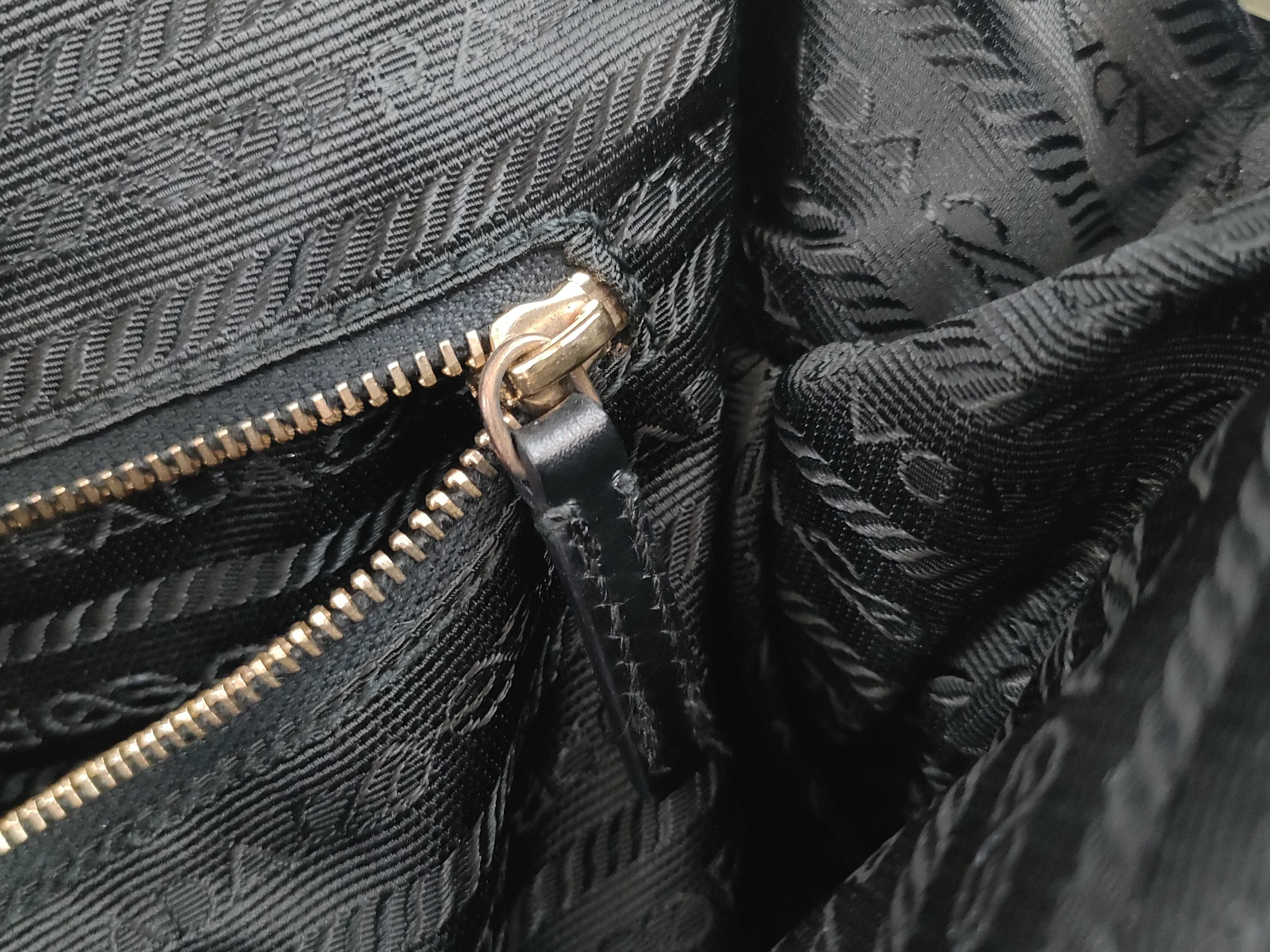 One-Shoulder Leather Handbag — view 13