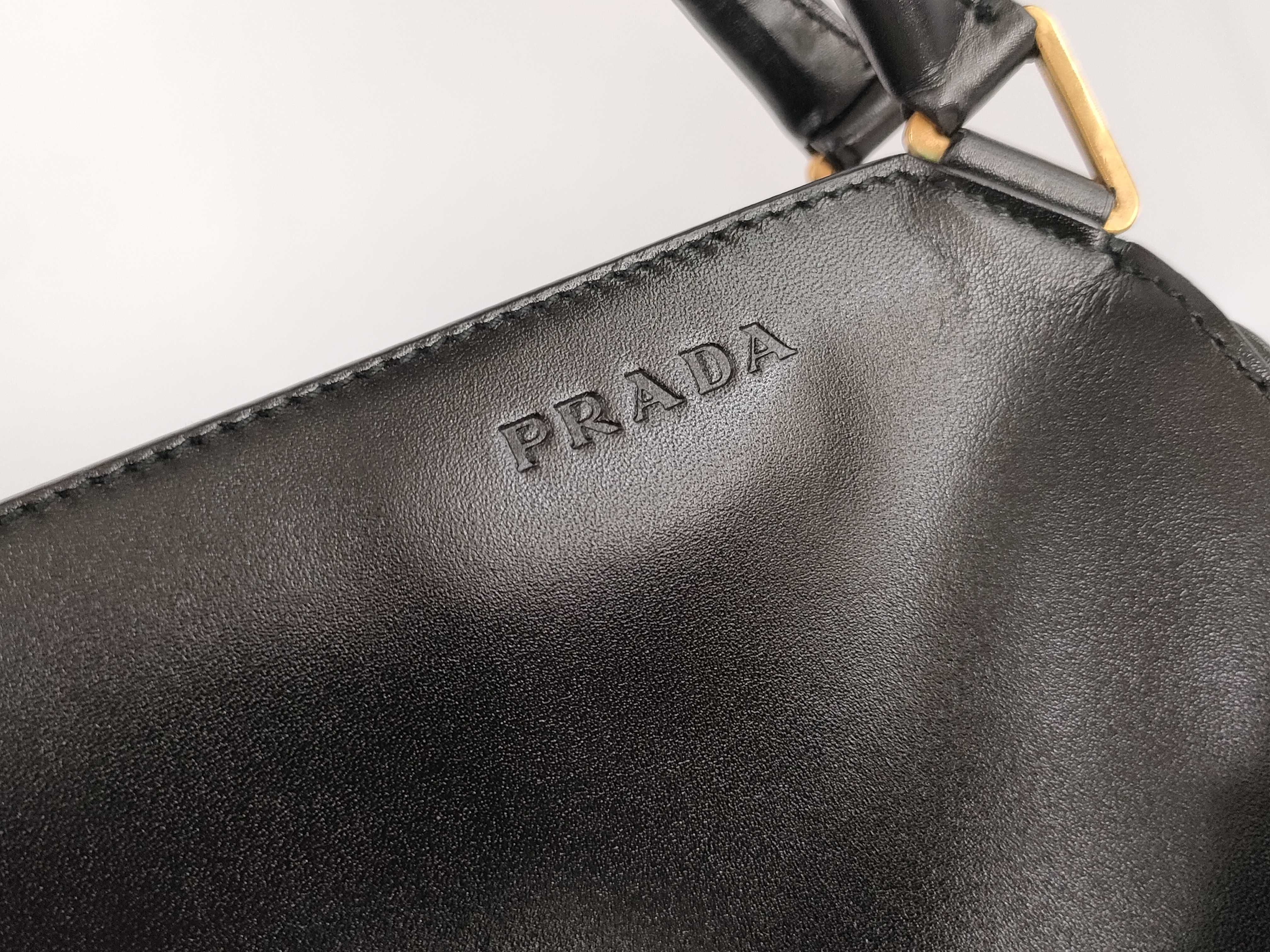 One-Shoulder Leather Handbag — view 15