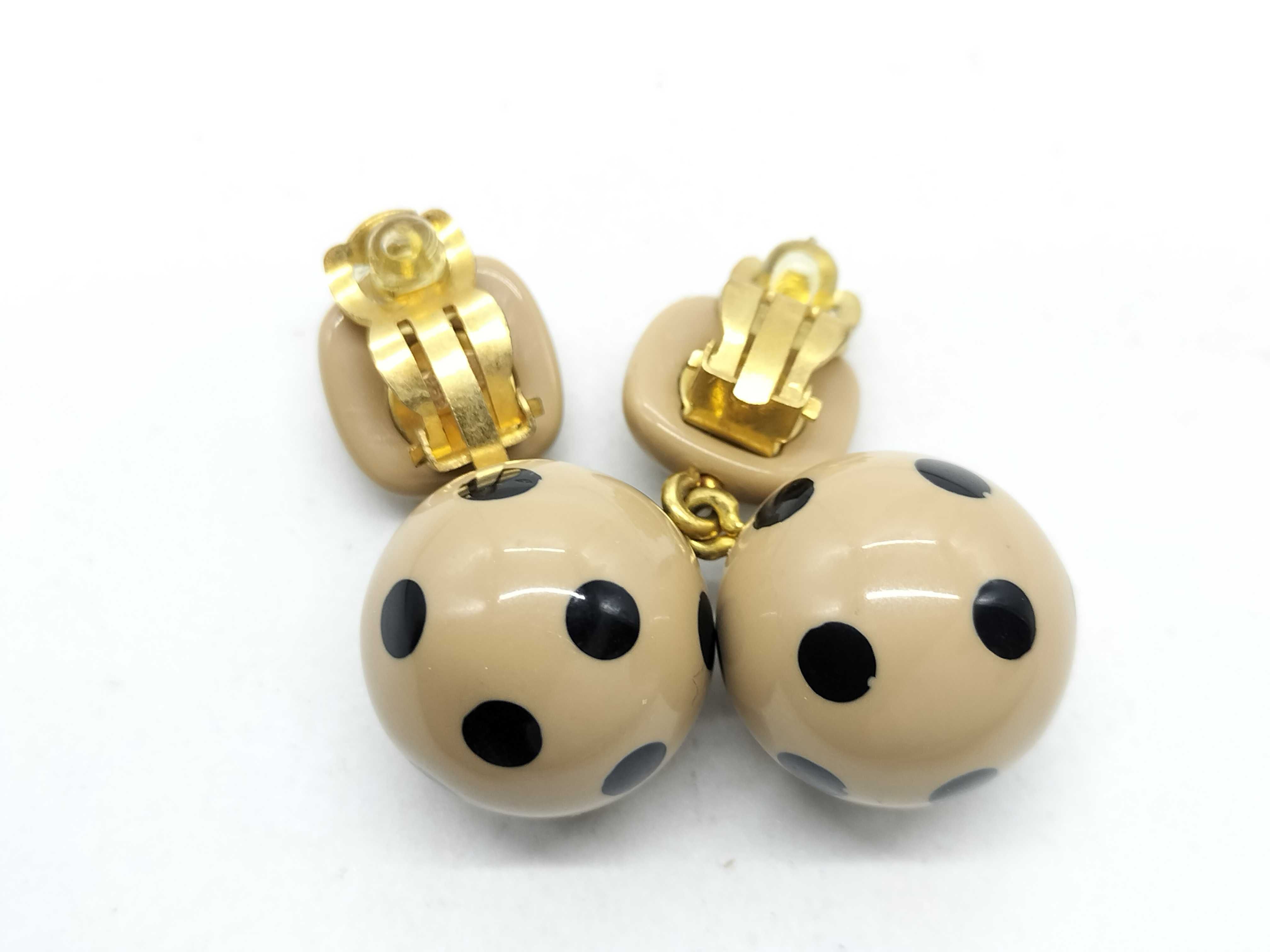 00A Dot Ball Earrings Beige Earrings — view 2