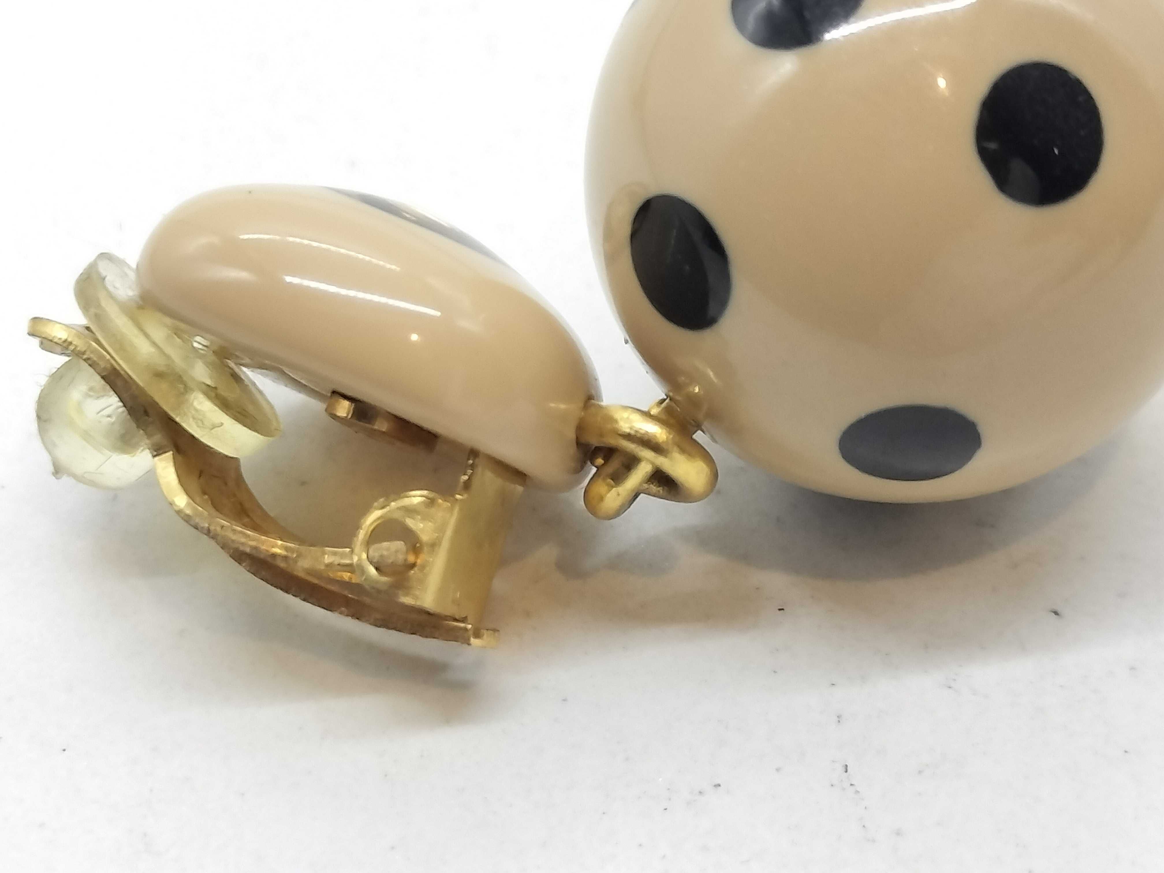 00A Dot Ball Earrings Beige Earrings — view 7