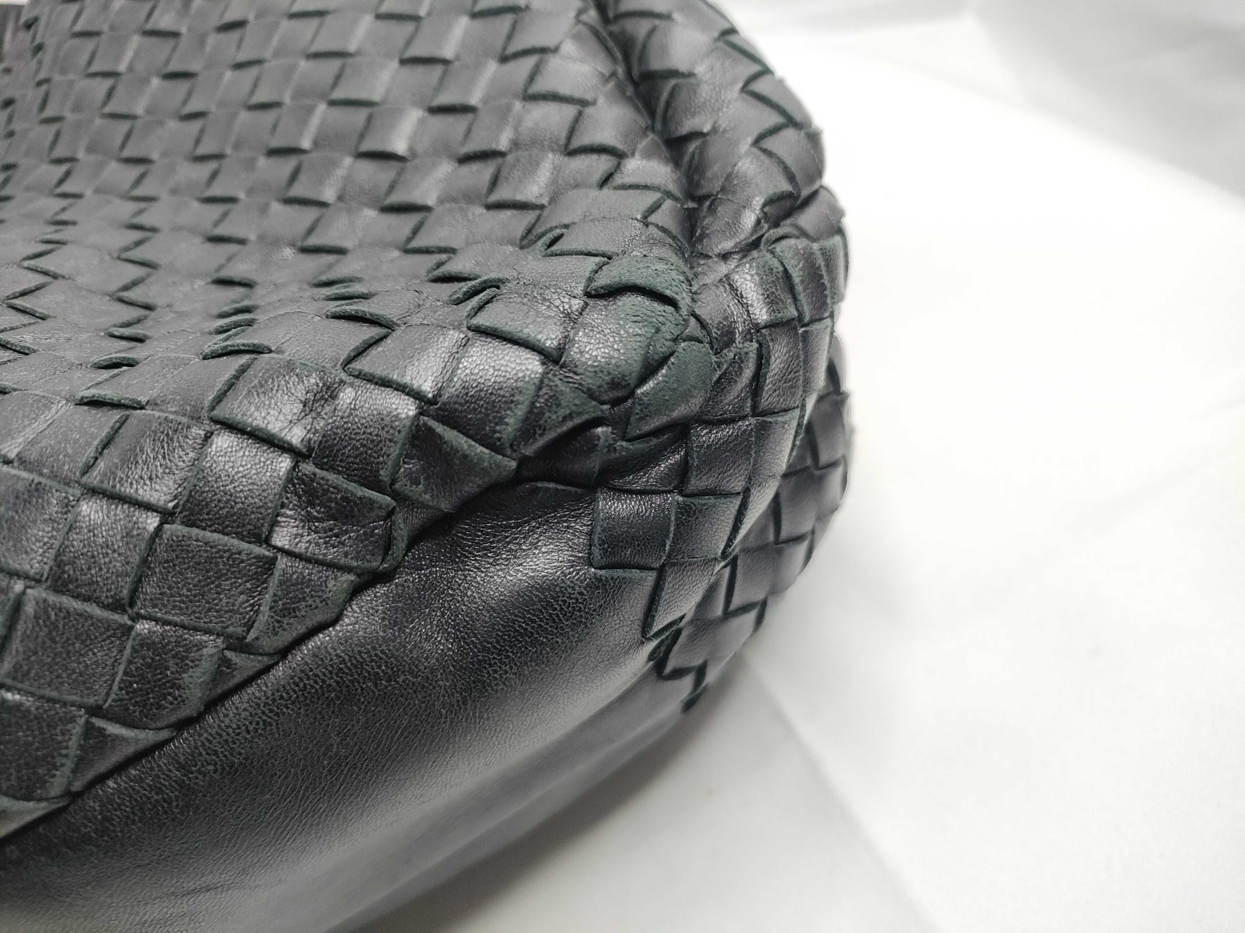 Intrecciato Bottega Veneta Campana Intrecciato One-Shoulder Bag Black Shoulder Bag — view 5