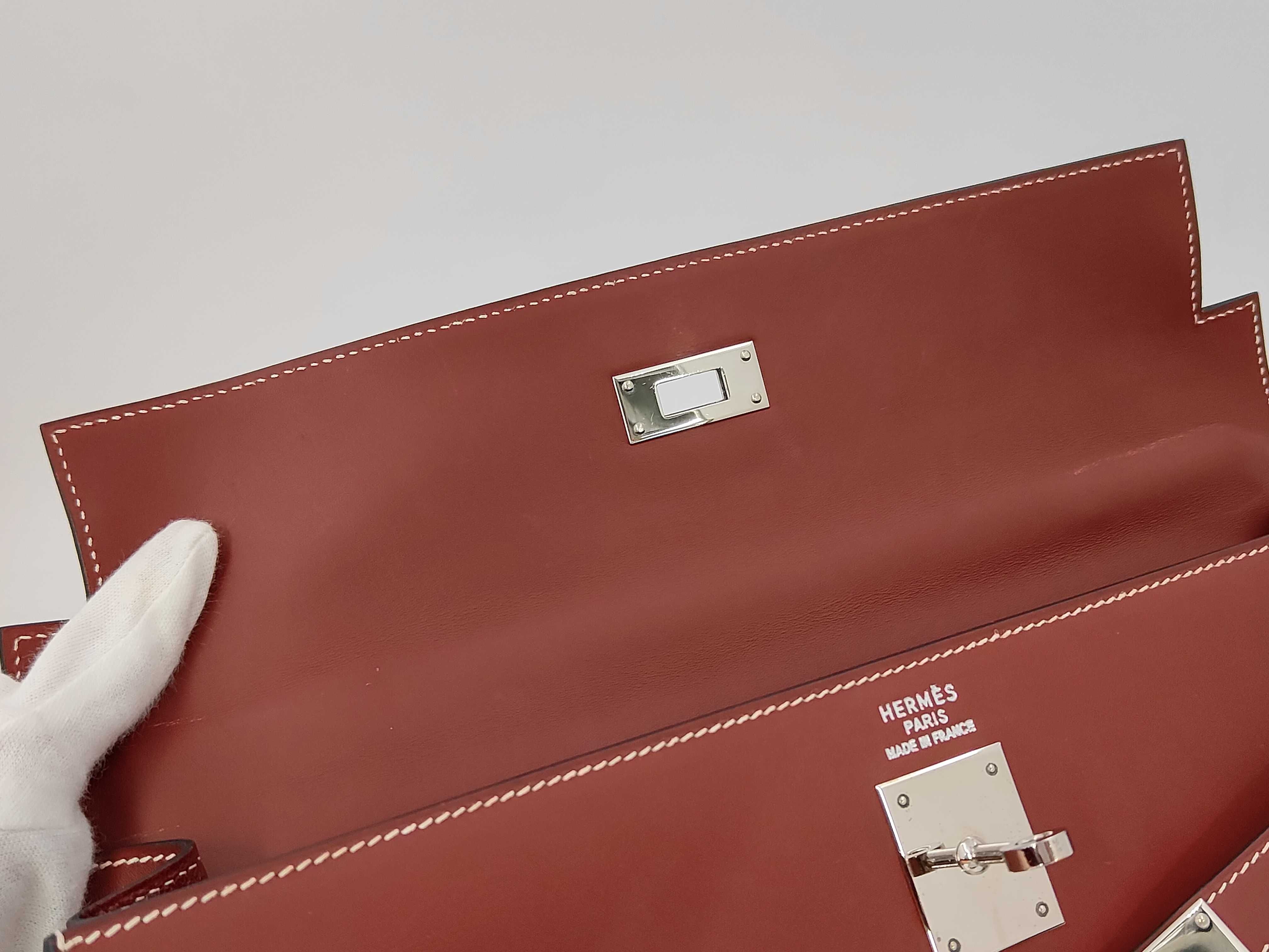 Chamonix Kelly 35 Rouge H Silver Hardware Strap Handbag — view 10