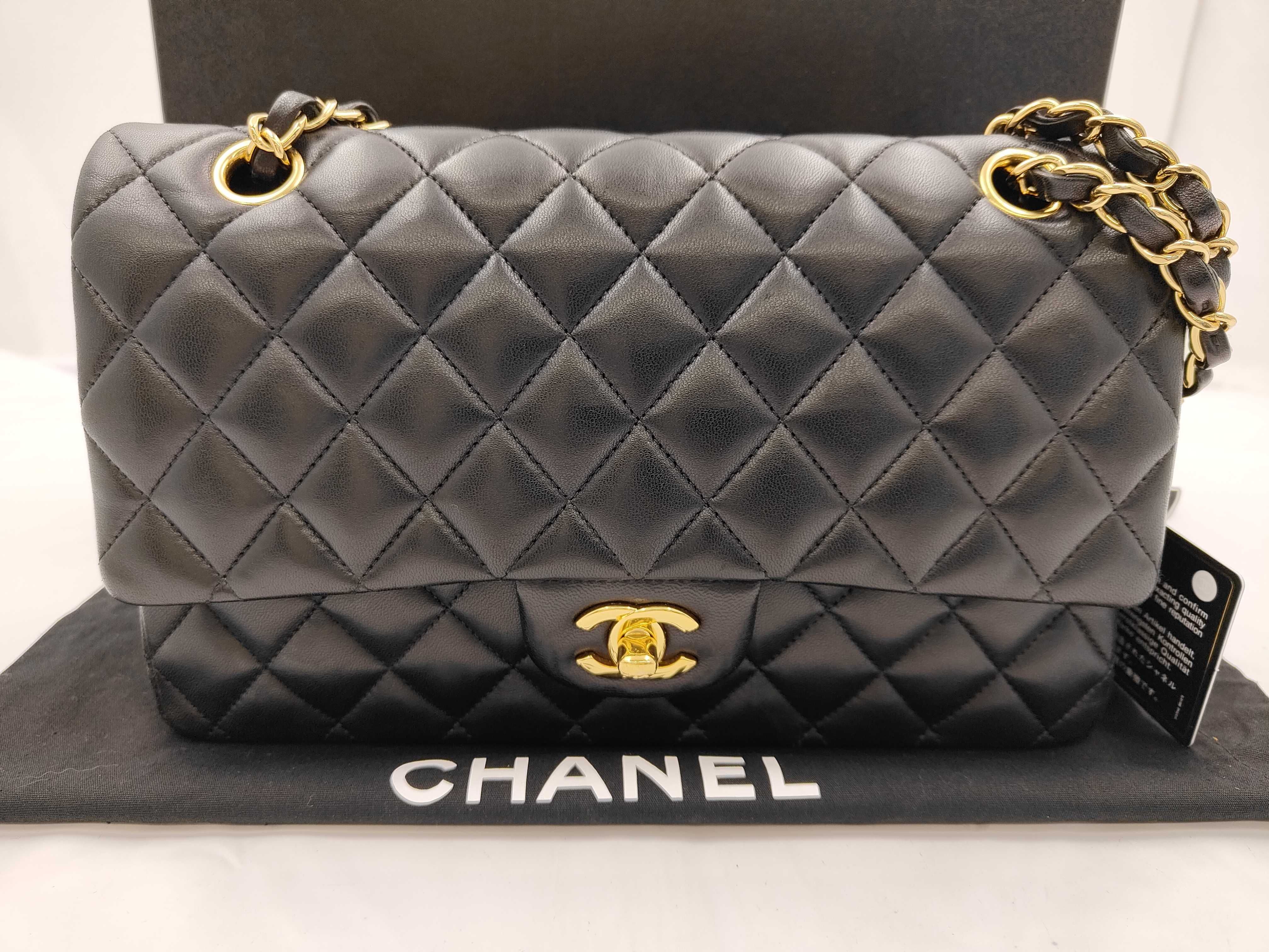 Matelassé Chain Shoulder Bag, Black, Serial Number 19 (Shoulder Bag)