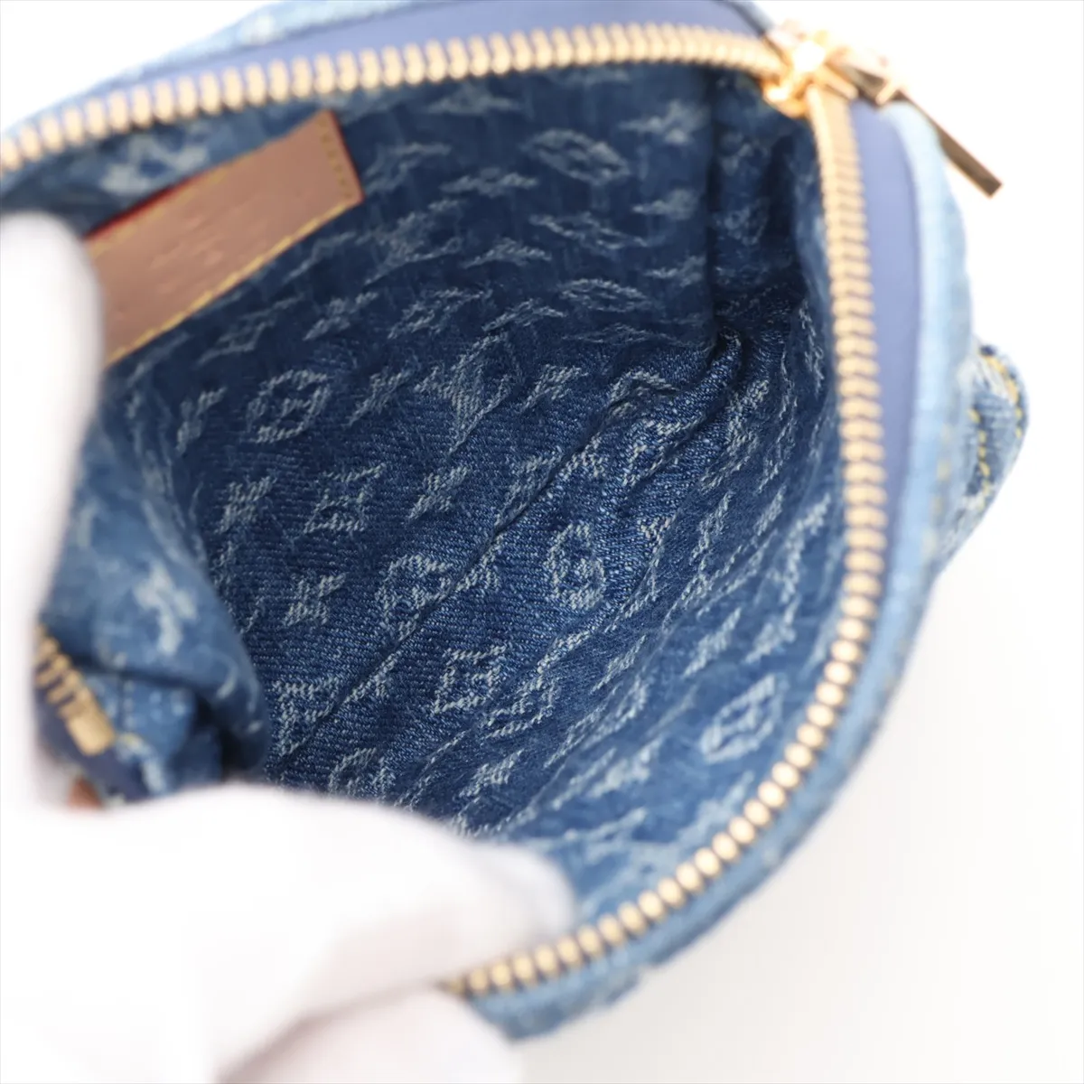 Monogram Denim Pochette Fairfax M82948 Blue (RFID detected) — view 6