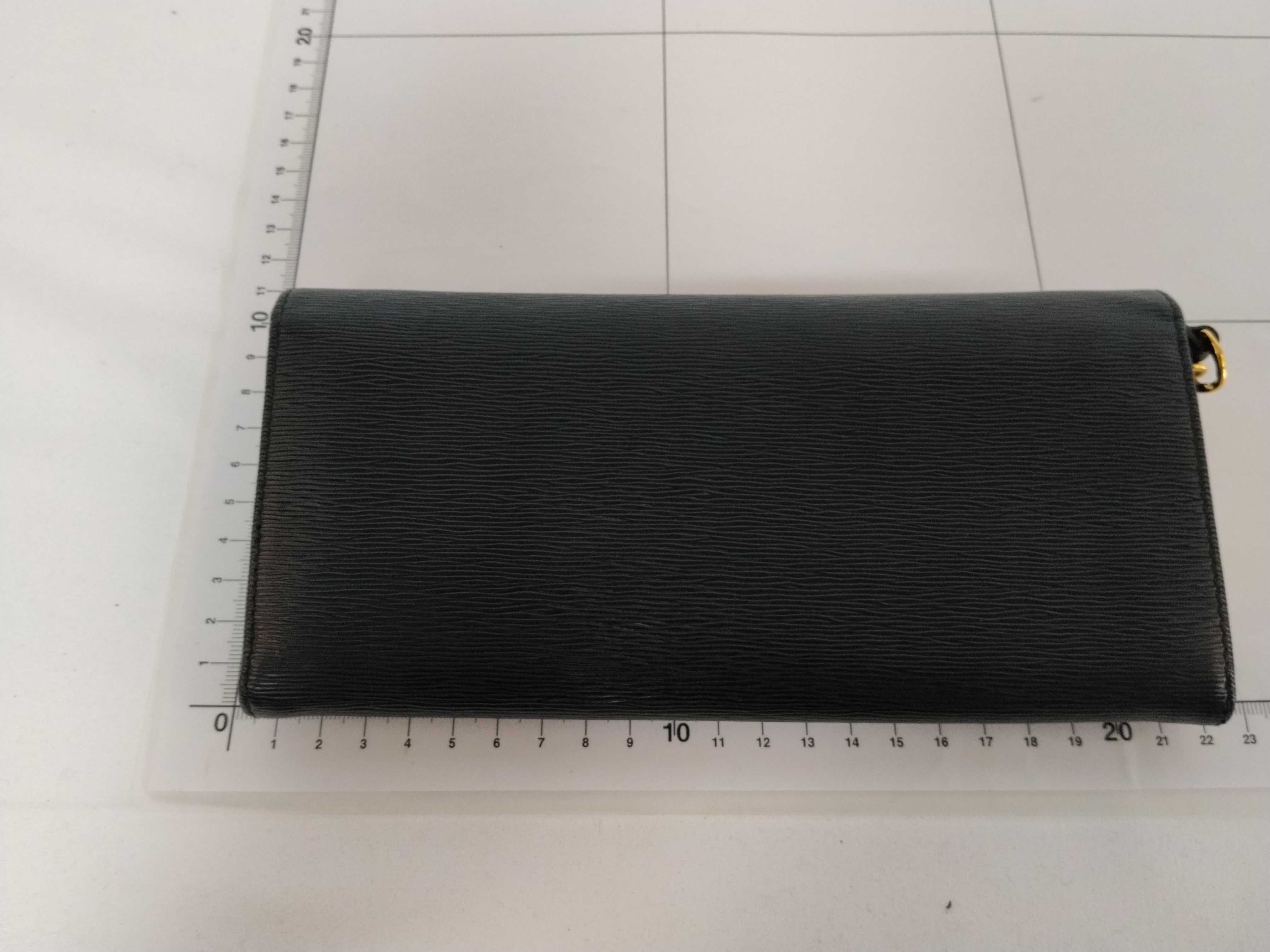 Chain Wallet — view 2