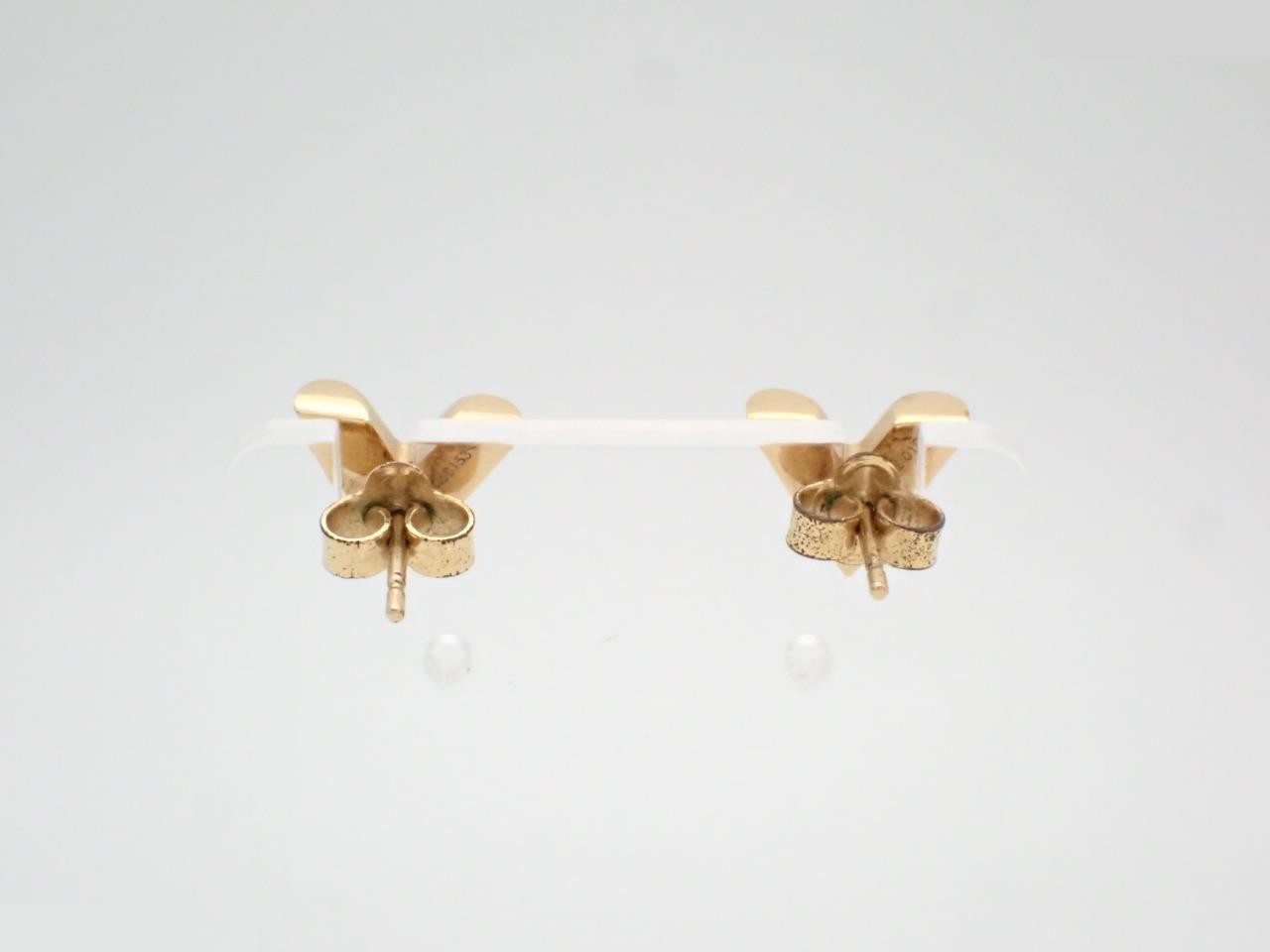 earrings Essential V — view 2