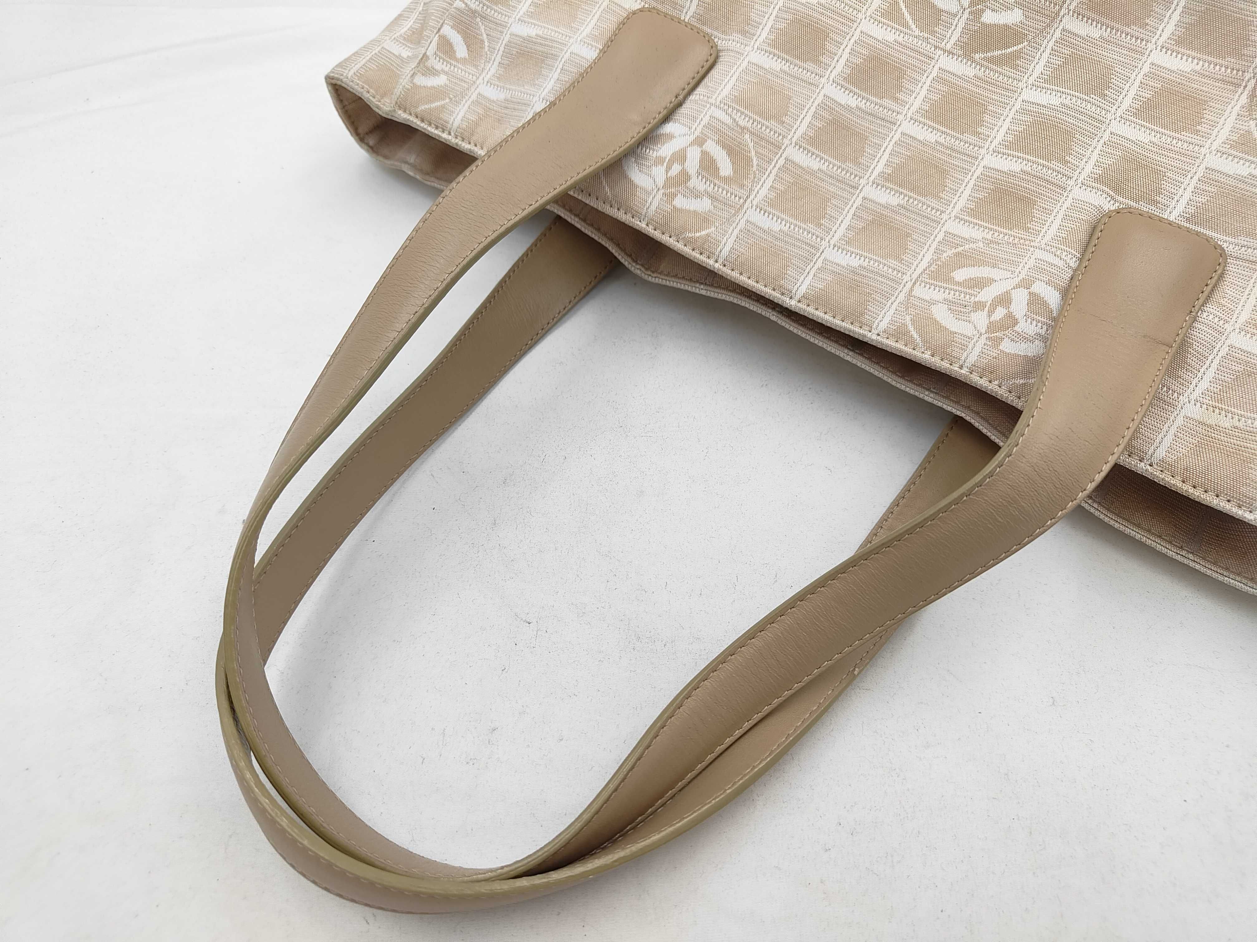 New Travel Line Leather Belt Tote Bag (Serial Number in the 6-series, 7-digit number) — view 3