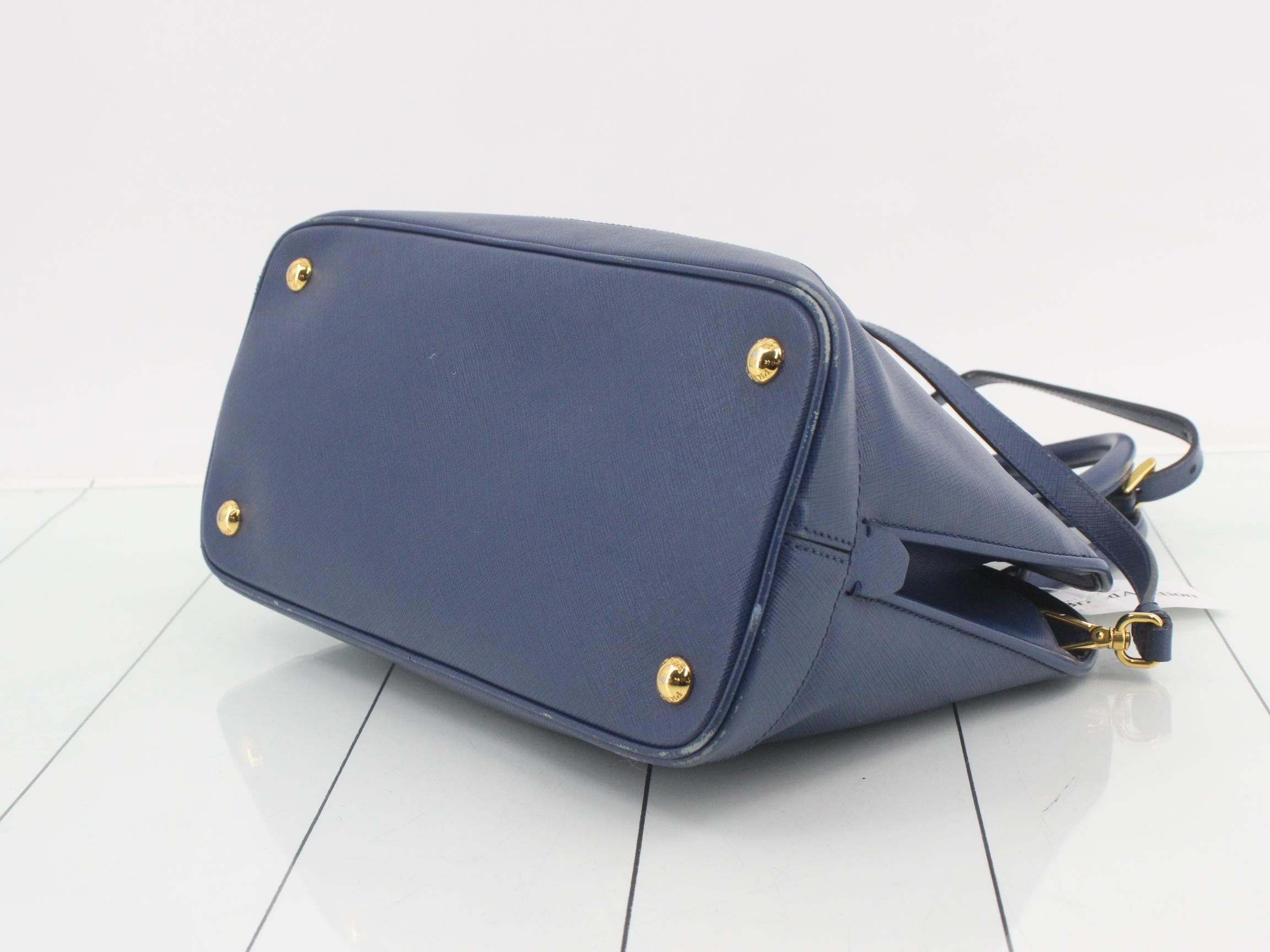 BN2567 Saffiano Shoulder Bag — view 7