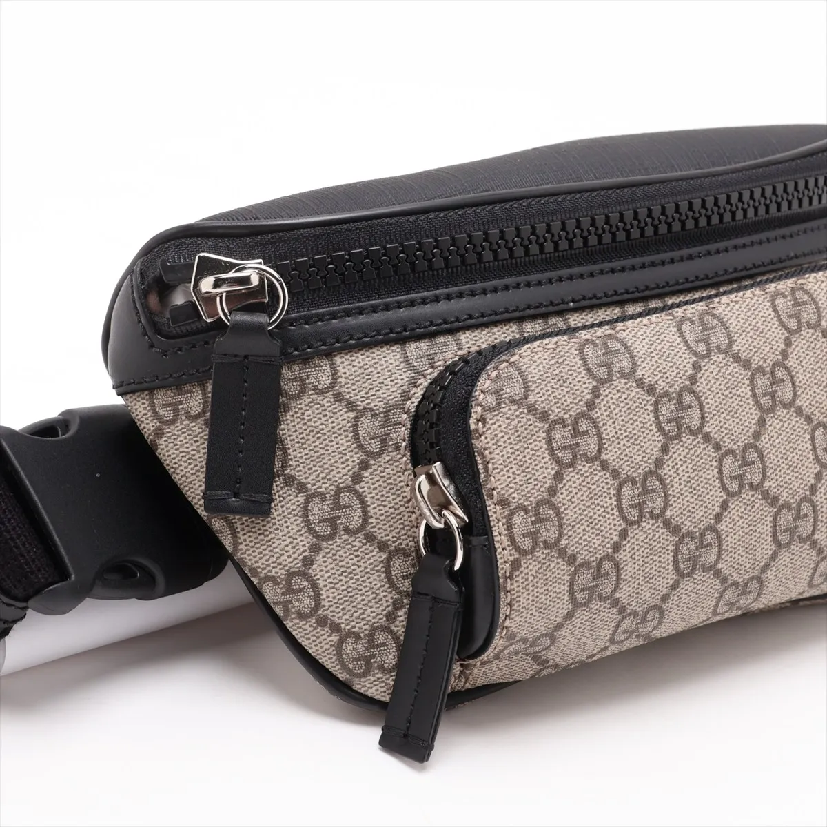 GG Supreme 779877 PVC x Leather Body Bag Beige x Black (Outlet) — view 4