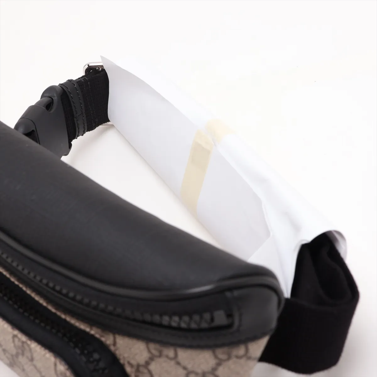 GG Supreme 779877 PVC x Leather Body Bag Beige x Black (Outlet) — view 5