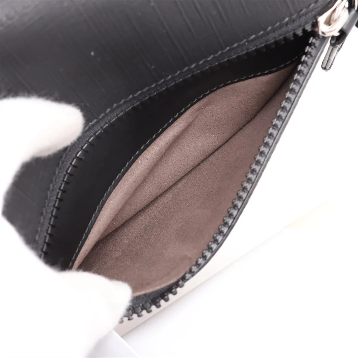 GG Supreme 779877 PVC x Leather Body Bag Beige x Black (Outlet) — view 8