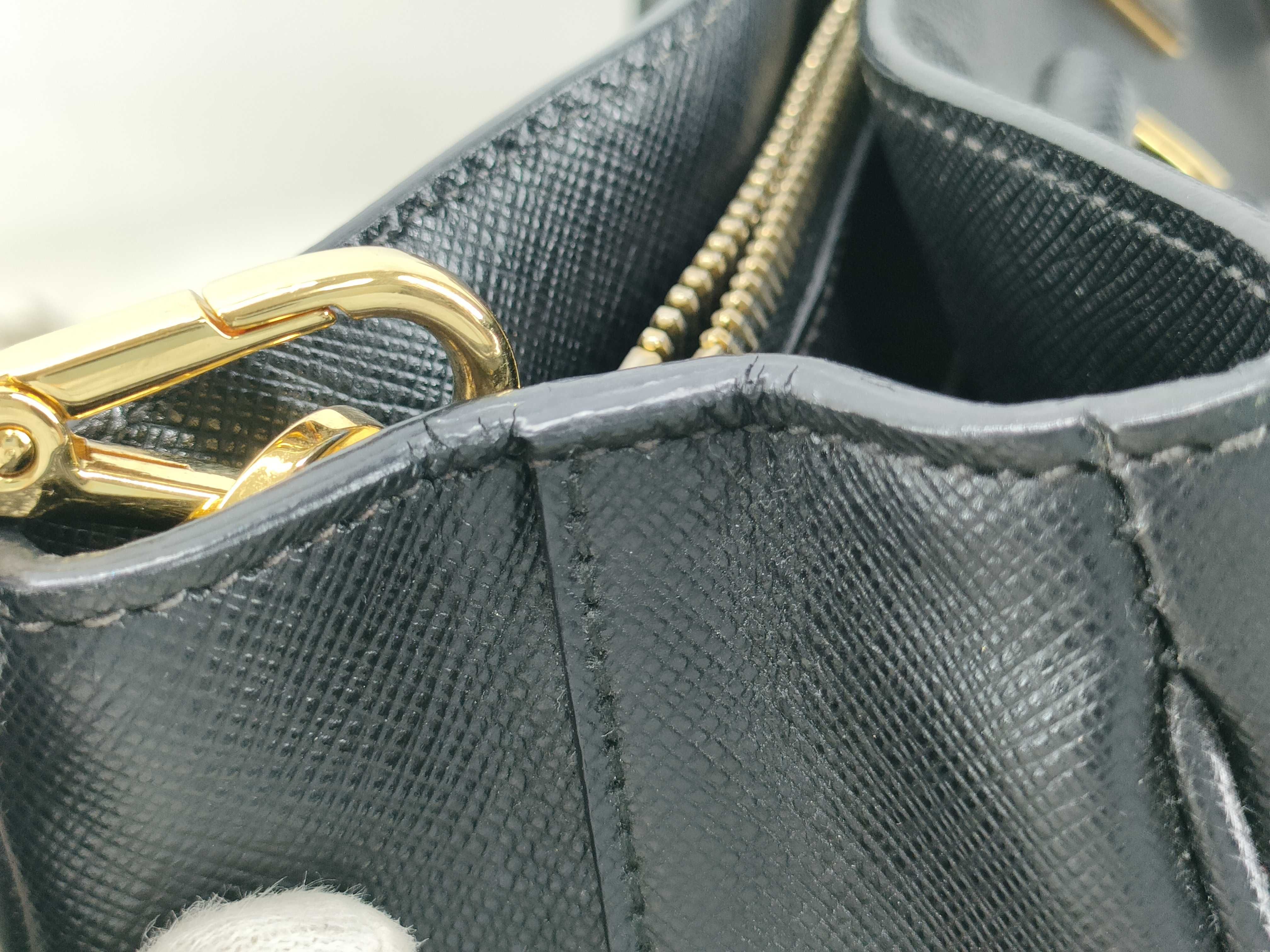 Saffiano Galleria Leather 2-Way Handbag, Black — view 15