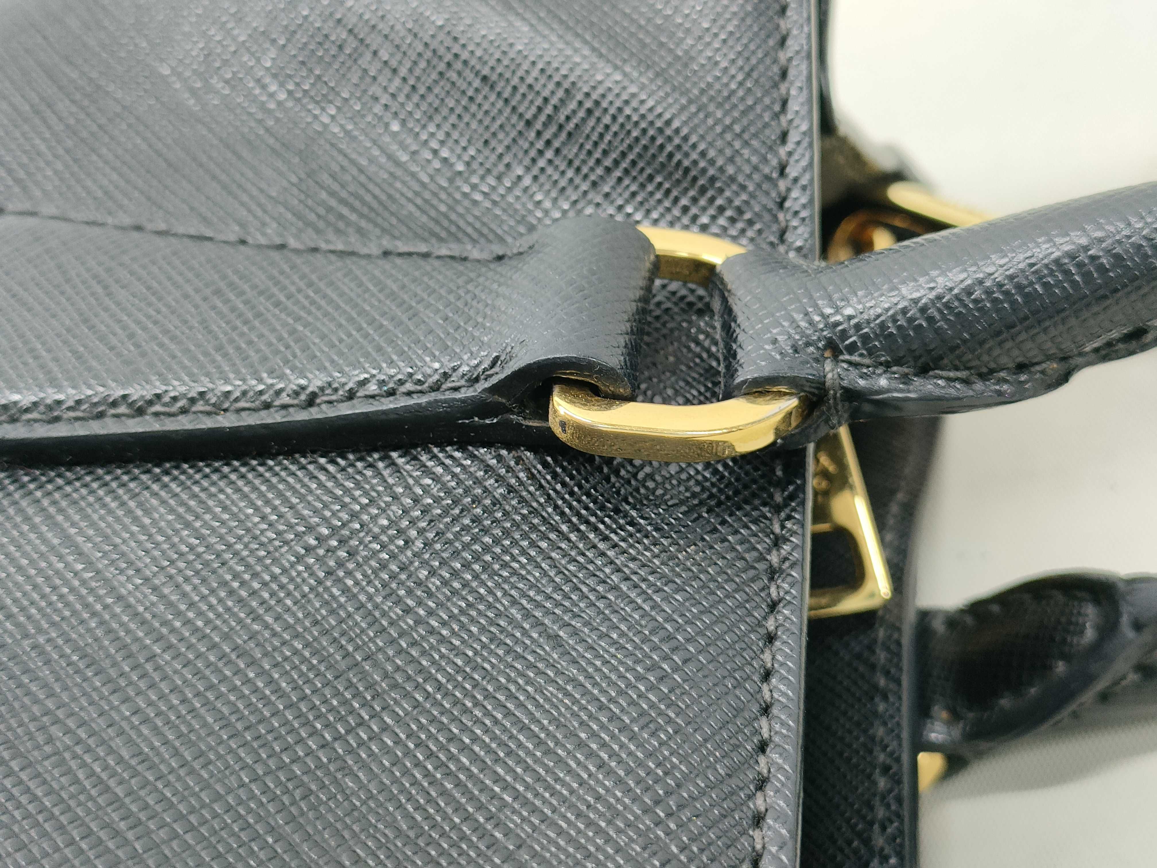Saffiano Galleria Leather 2-Way Handbag, Black — view 8