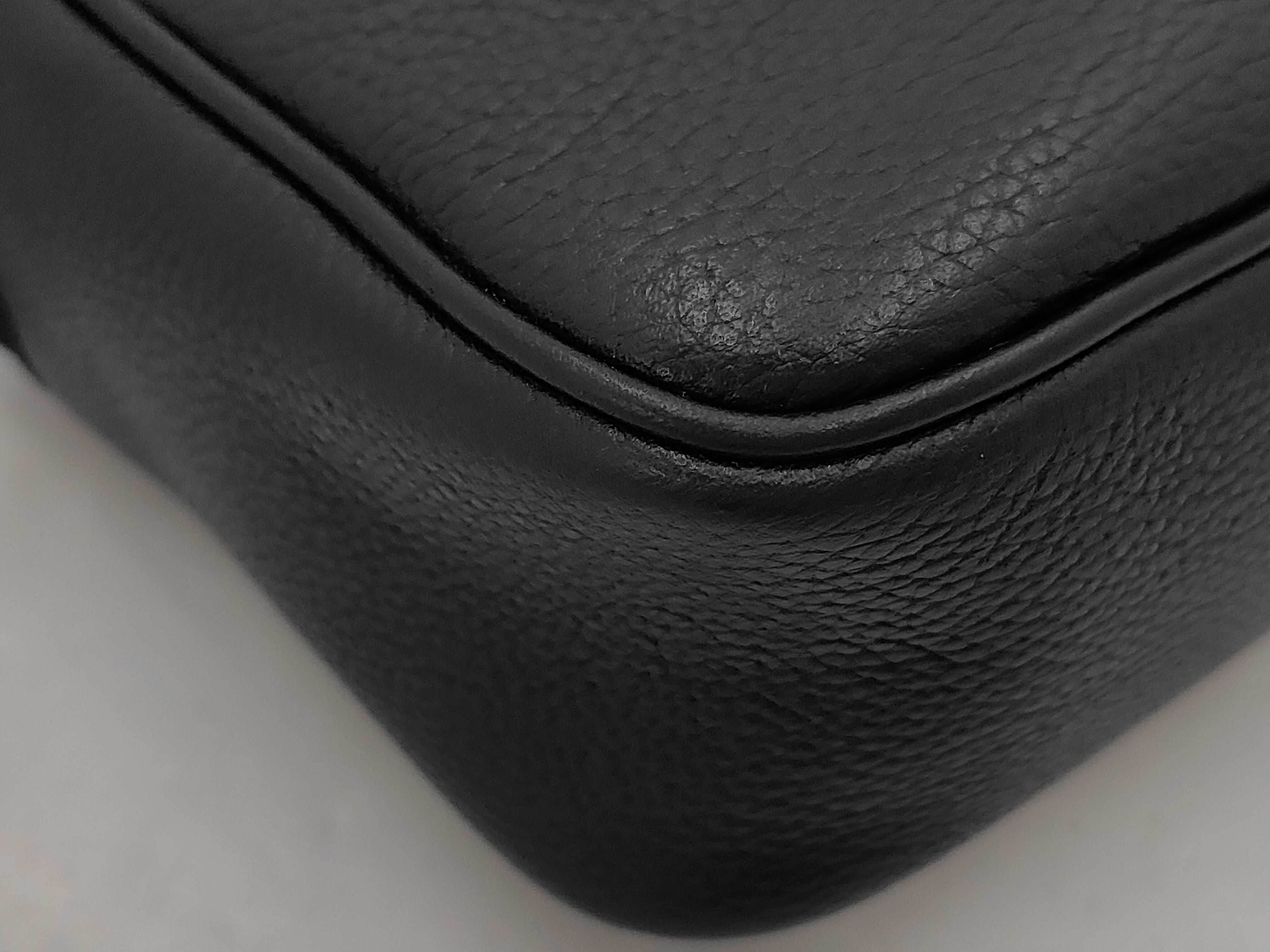 camera bag — view 3