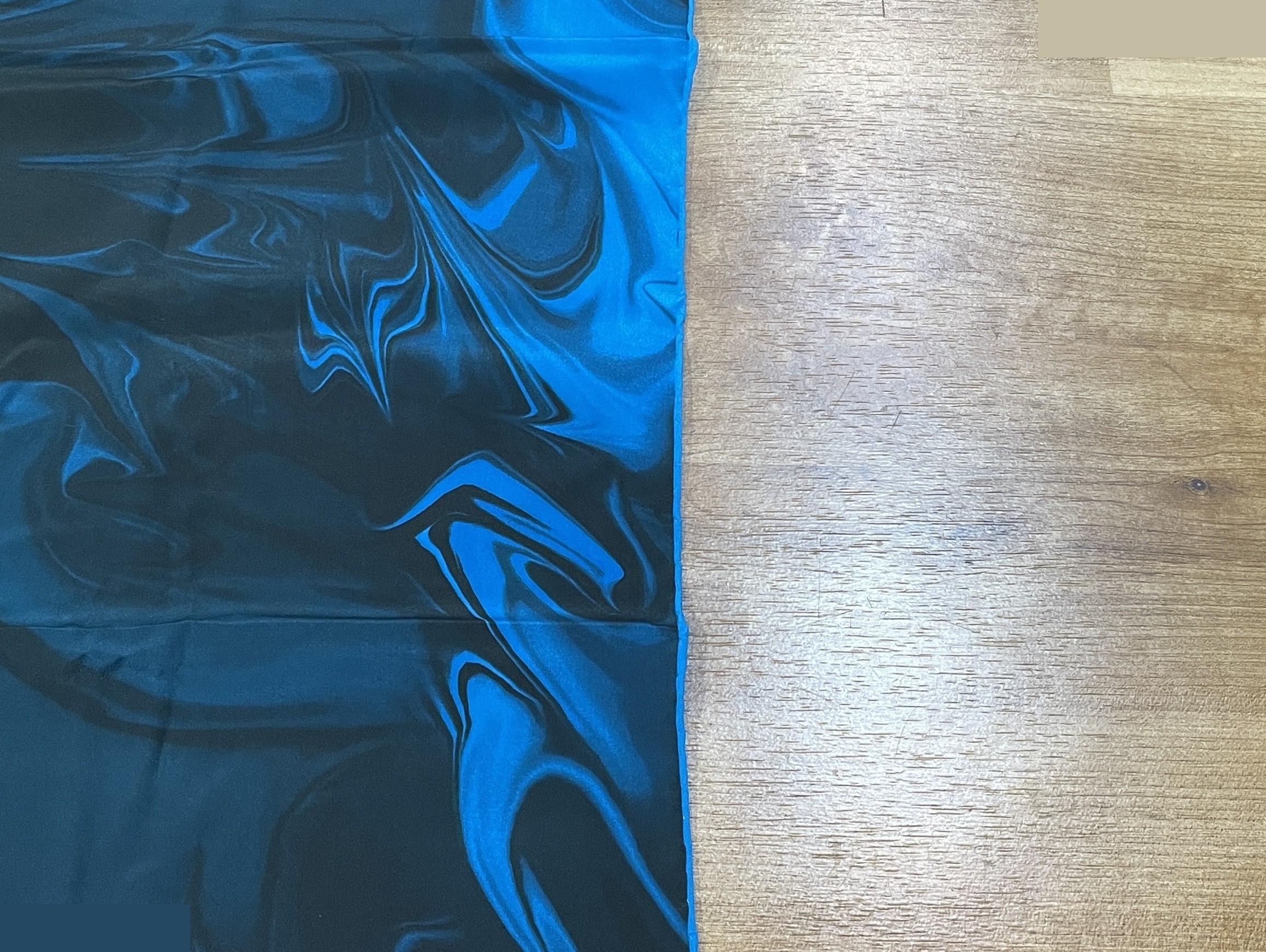Silk scarf, blue/black marble pattern, 65 x 65 cm — view 4