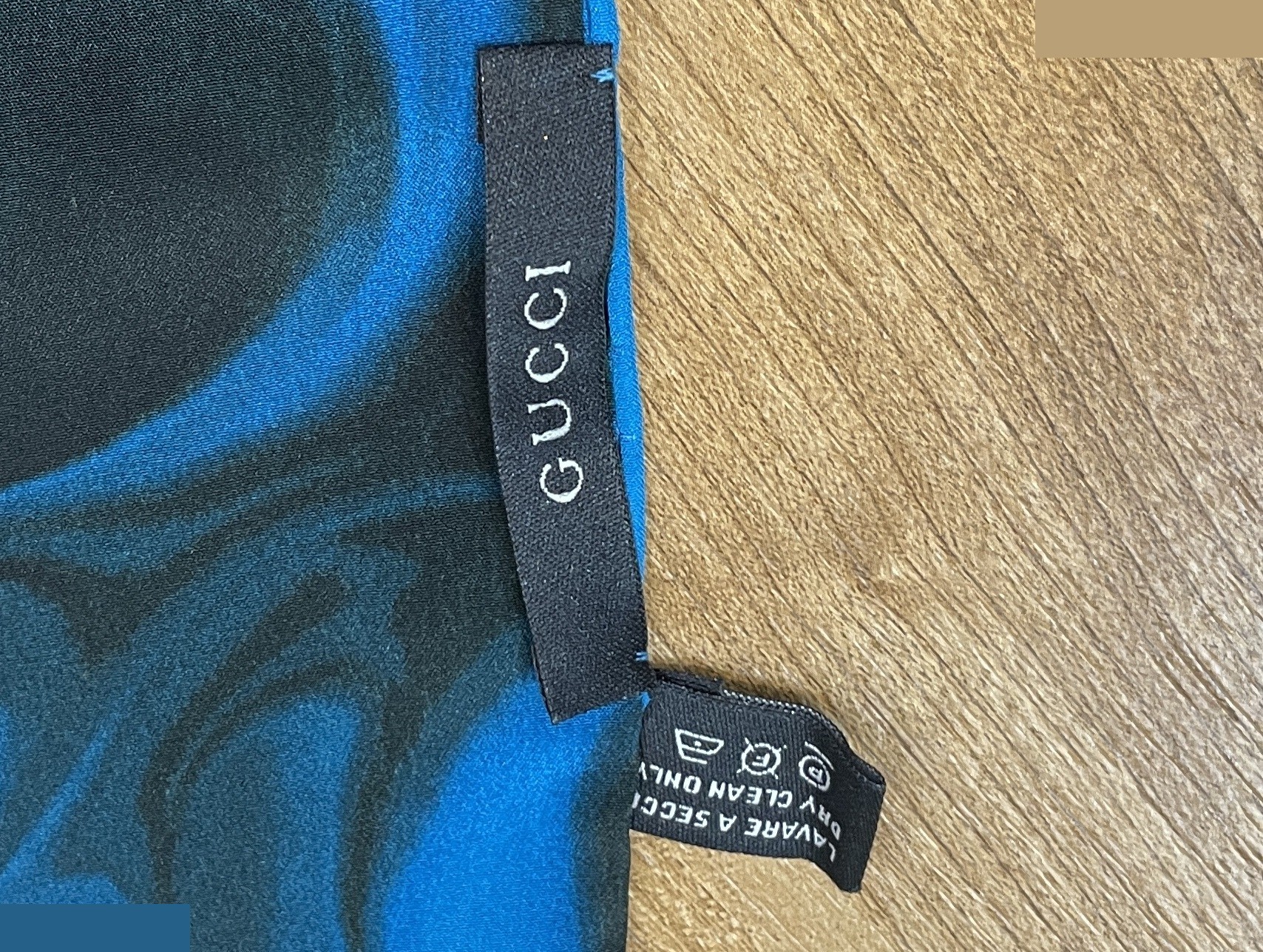 Silk scarf, blue/black marble pattern, 65 x 65 cm — view 10