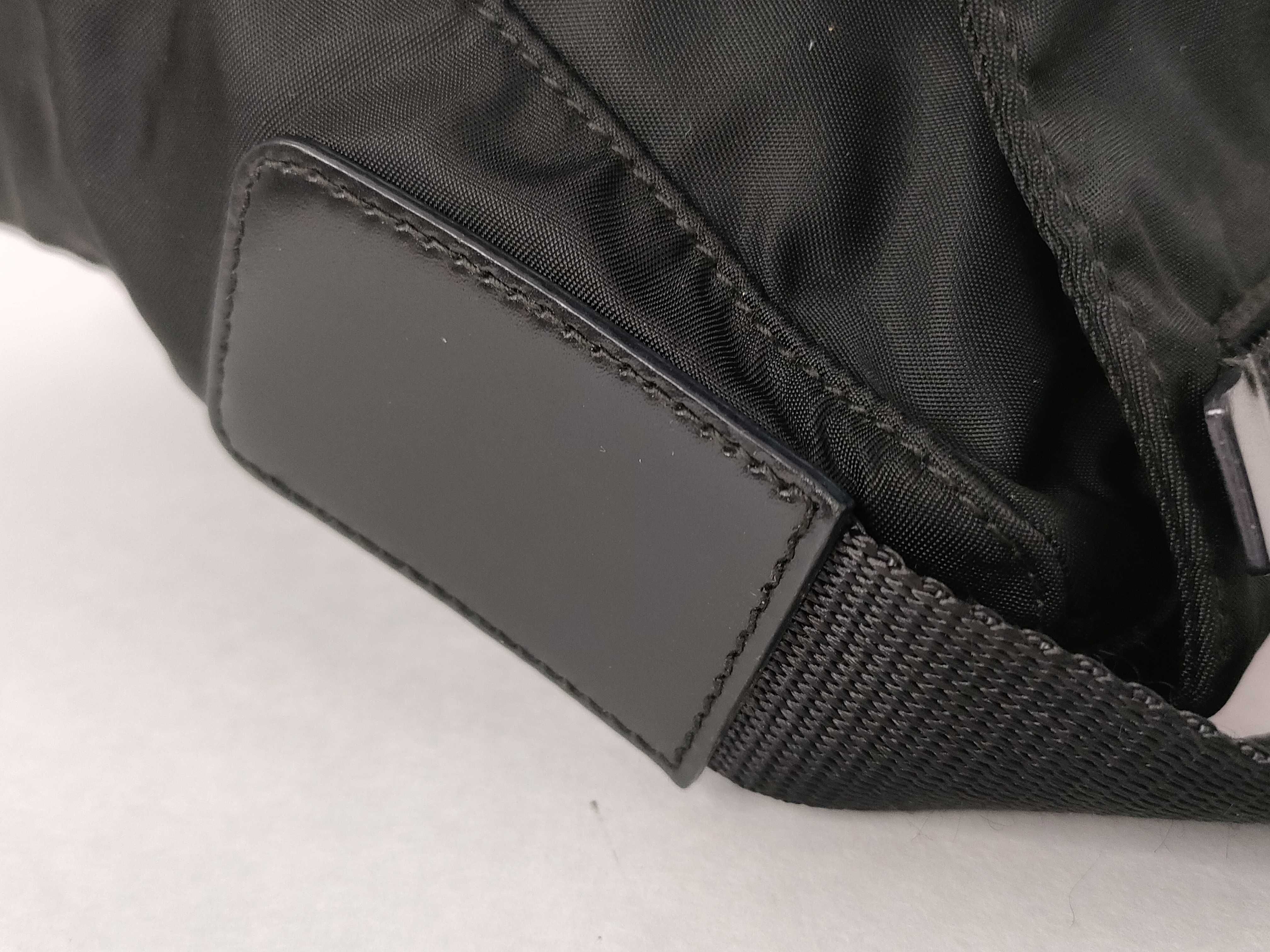 Nylon Prada Shoulder Bag Messenger Nylon Triangle Logo Shoulder Bag — view 5