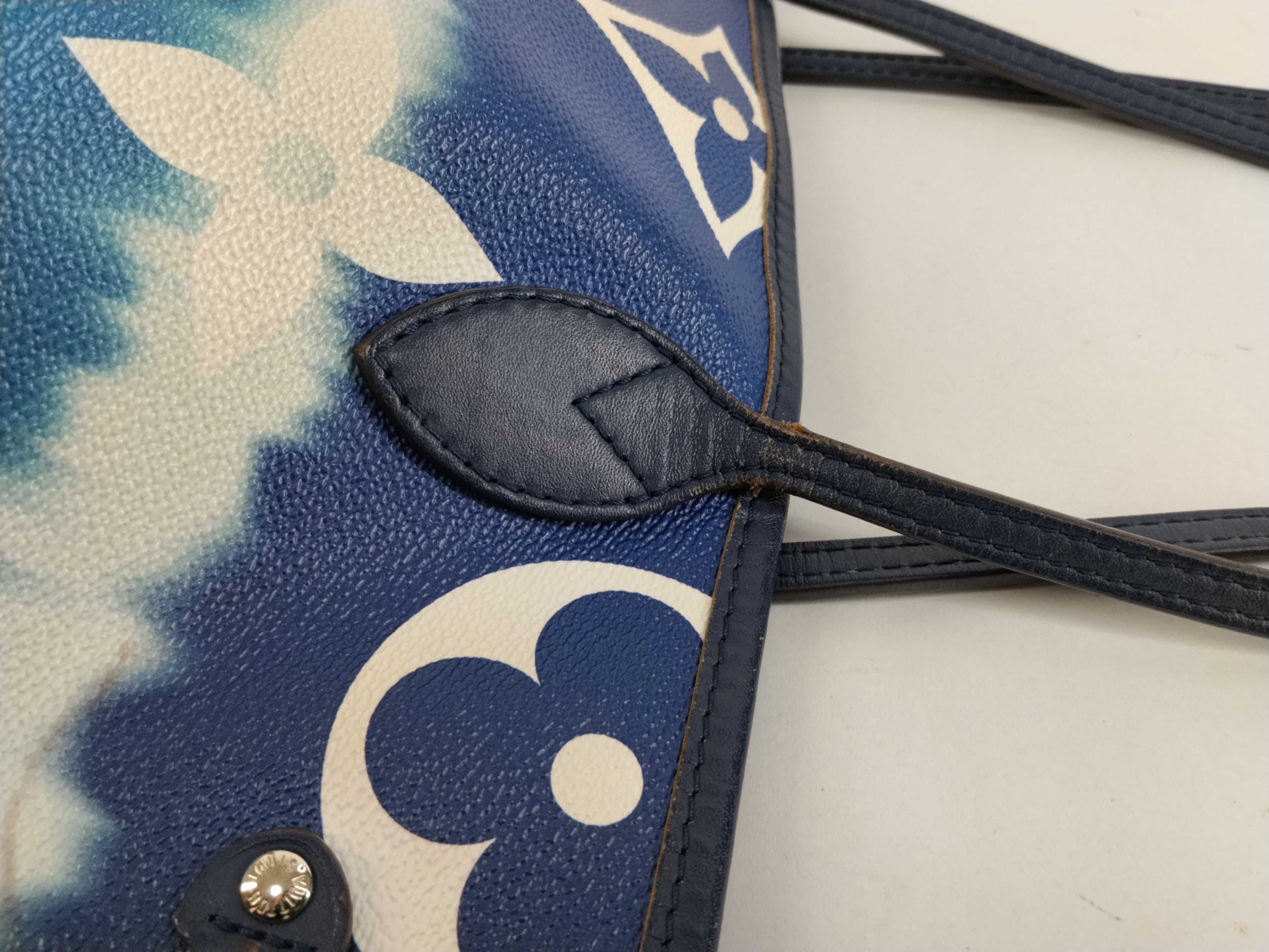 Monogram — view 5