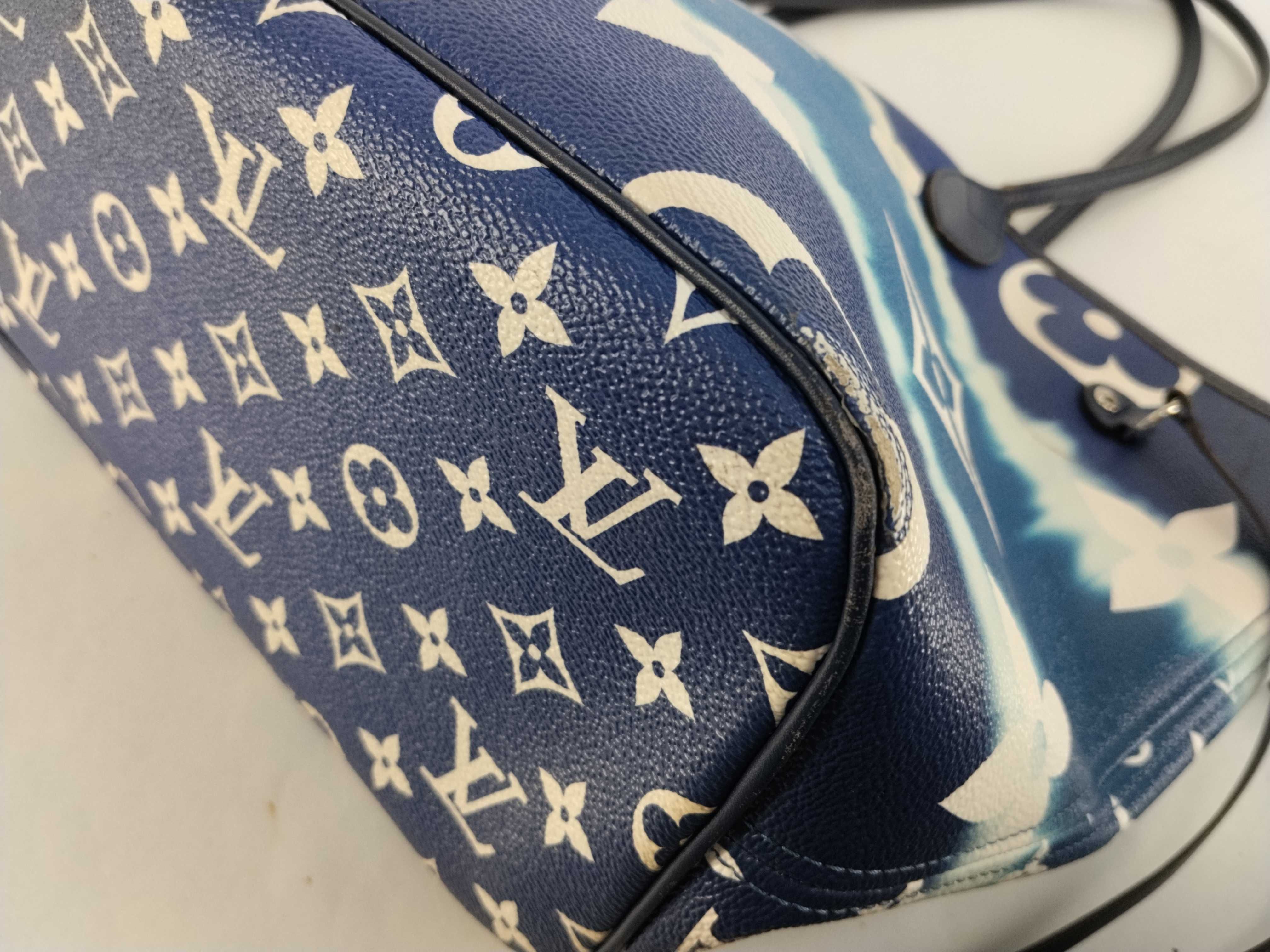 Monogram — view 6