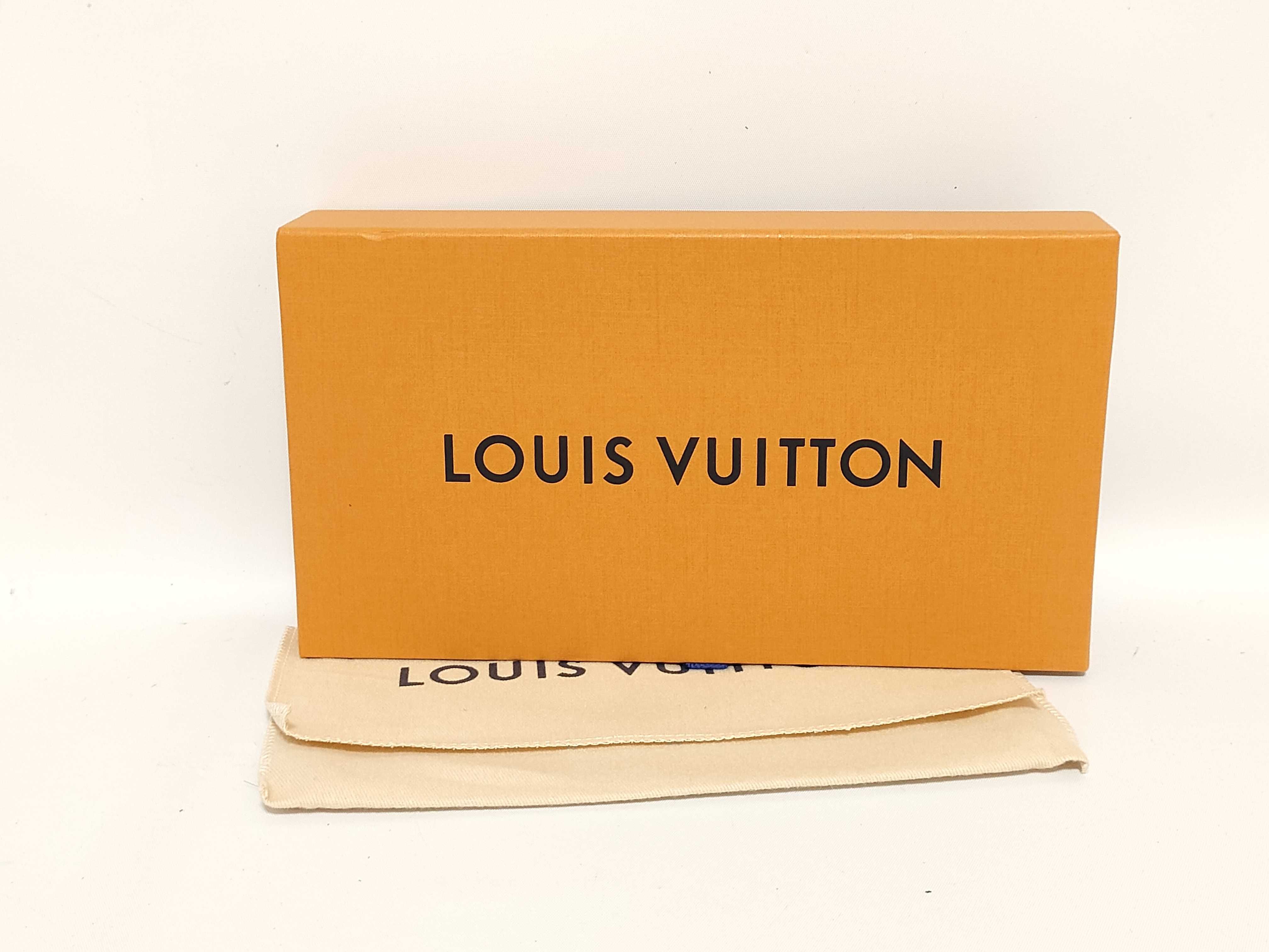 Monogram Louis Vuitton Monogram Portefeuille Clemence Fuchsia Gold Hardware CA0187 Wallet — view 14