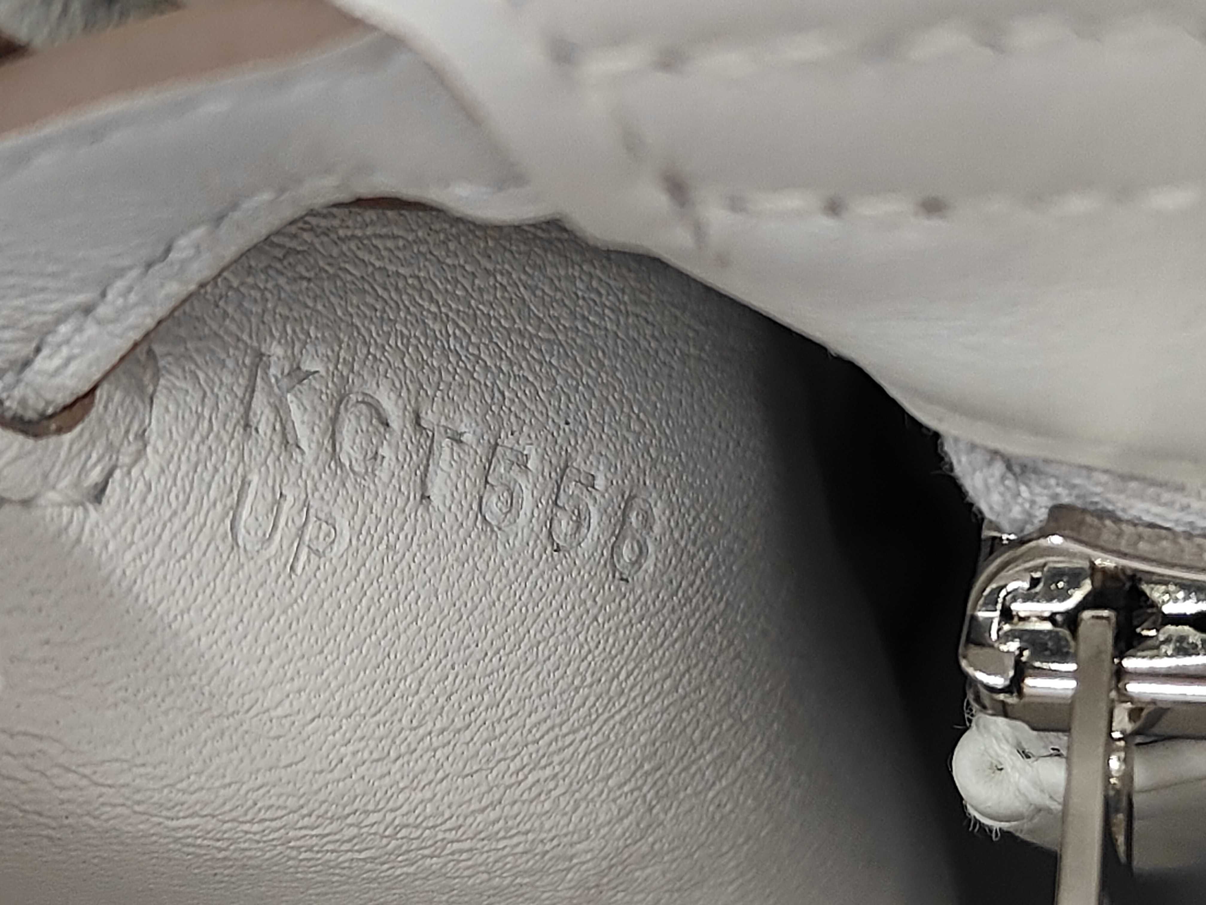 Kelly Tartan Light Swift Silver Hardware K Stamp Handbag — view 12