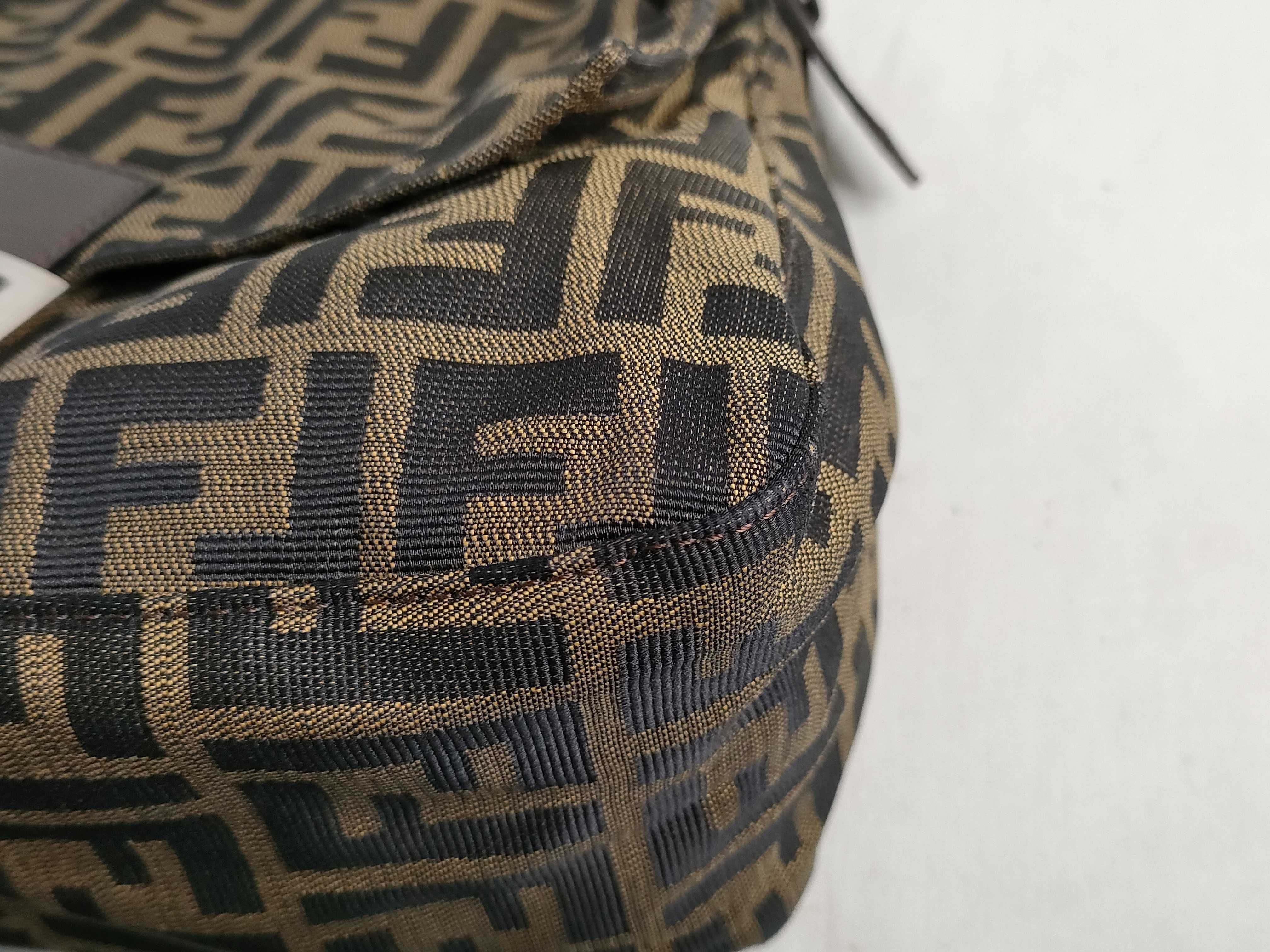 Mamma Fendi Mamma Bucket Shoulder Bag — view 6